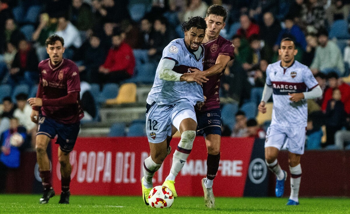 Crónica del encuentro Pontevedra CF-Levante UD Copa SM El Rey | Levante ...