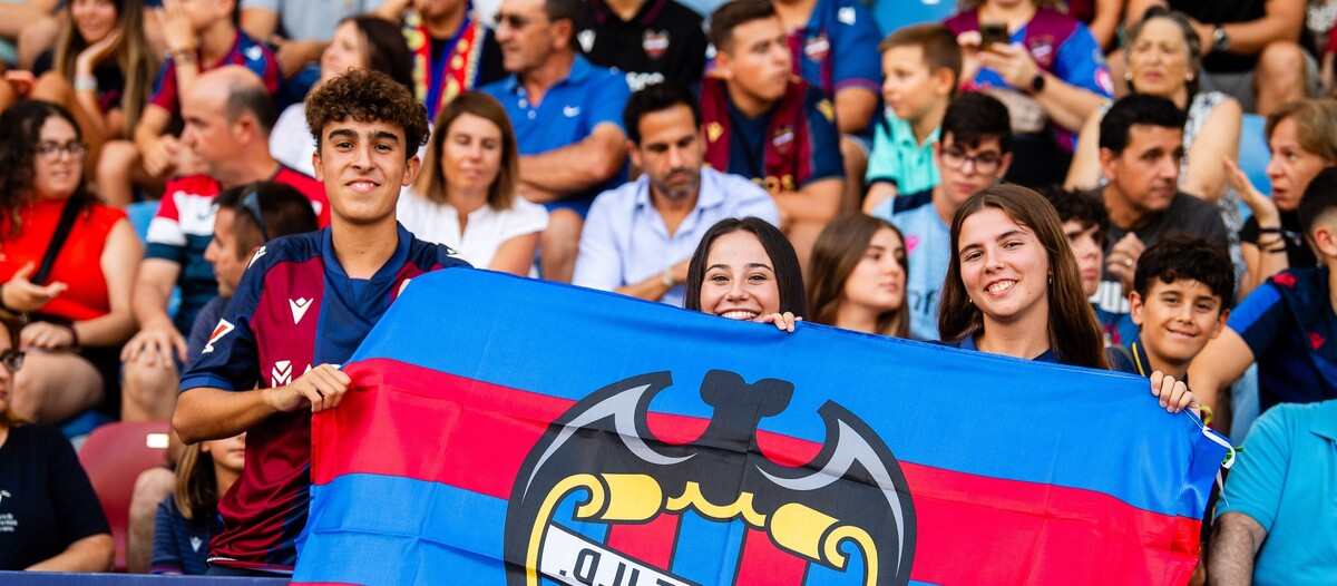 ENTRADAS| Salen a la venta las localidades para el encuentro Cádiz CF ...