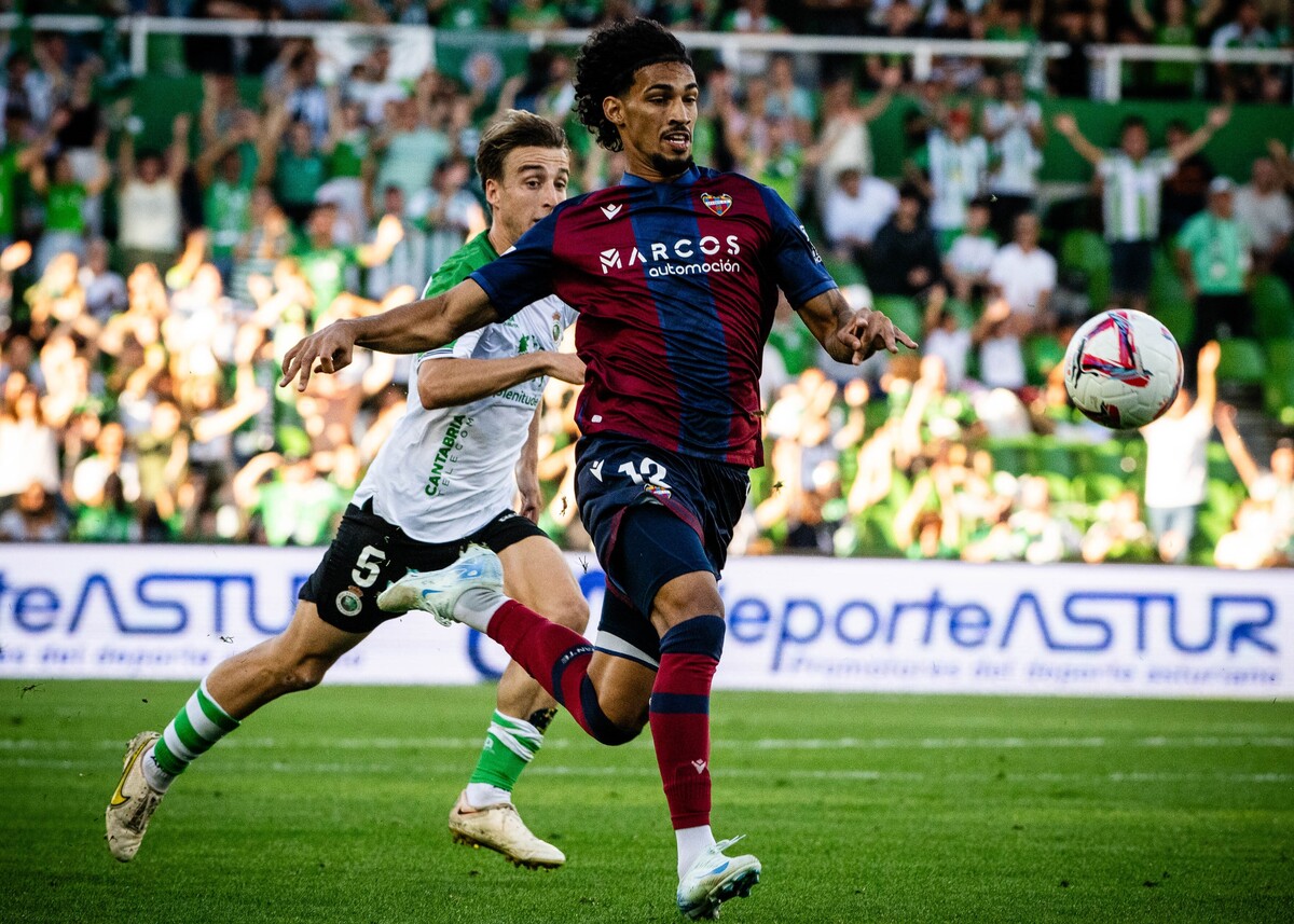 El Levante UD y el EC Vitória acuerdan el traspaso de Fabrício Santos ...