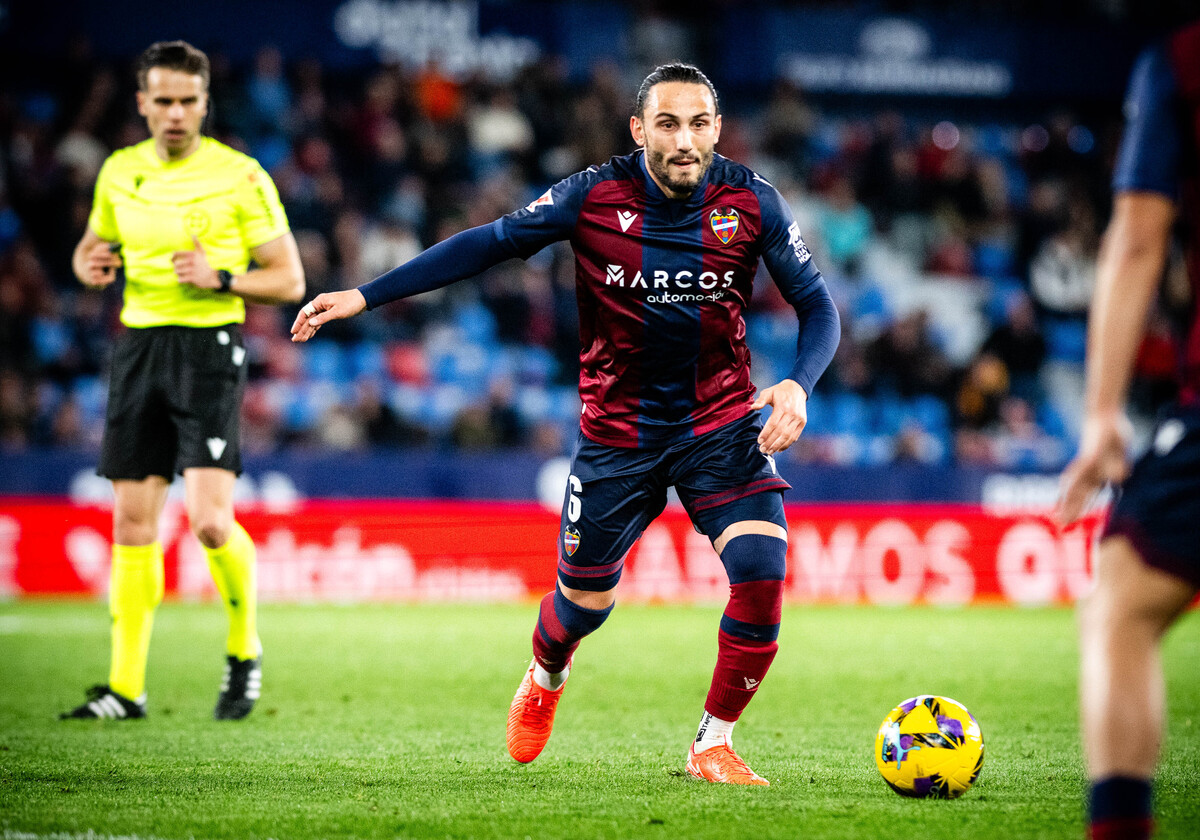 El Levante UD y el Sporting Club de Portugal llegan a un acuerdo para ...