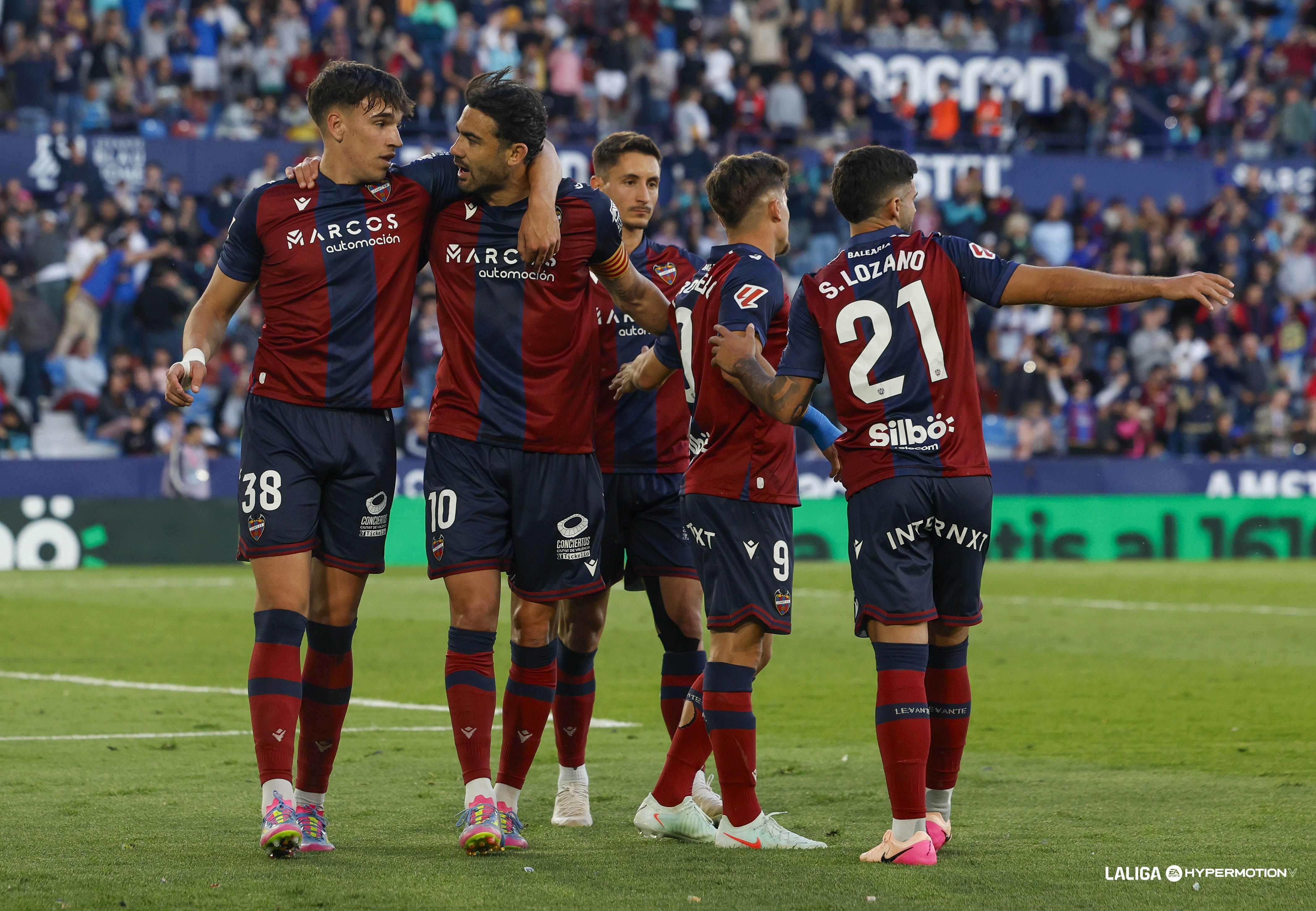 Gran triunfo del Levante UD que le permite seguir en los puestos de ...