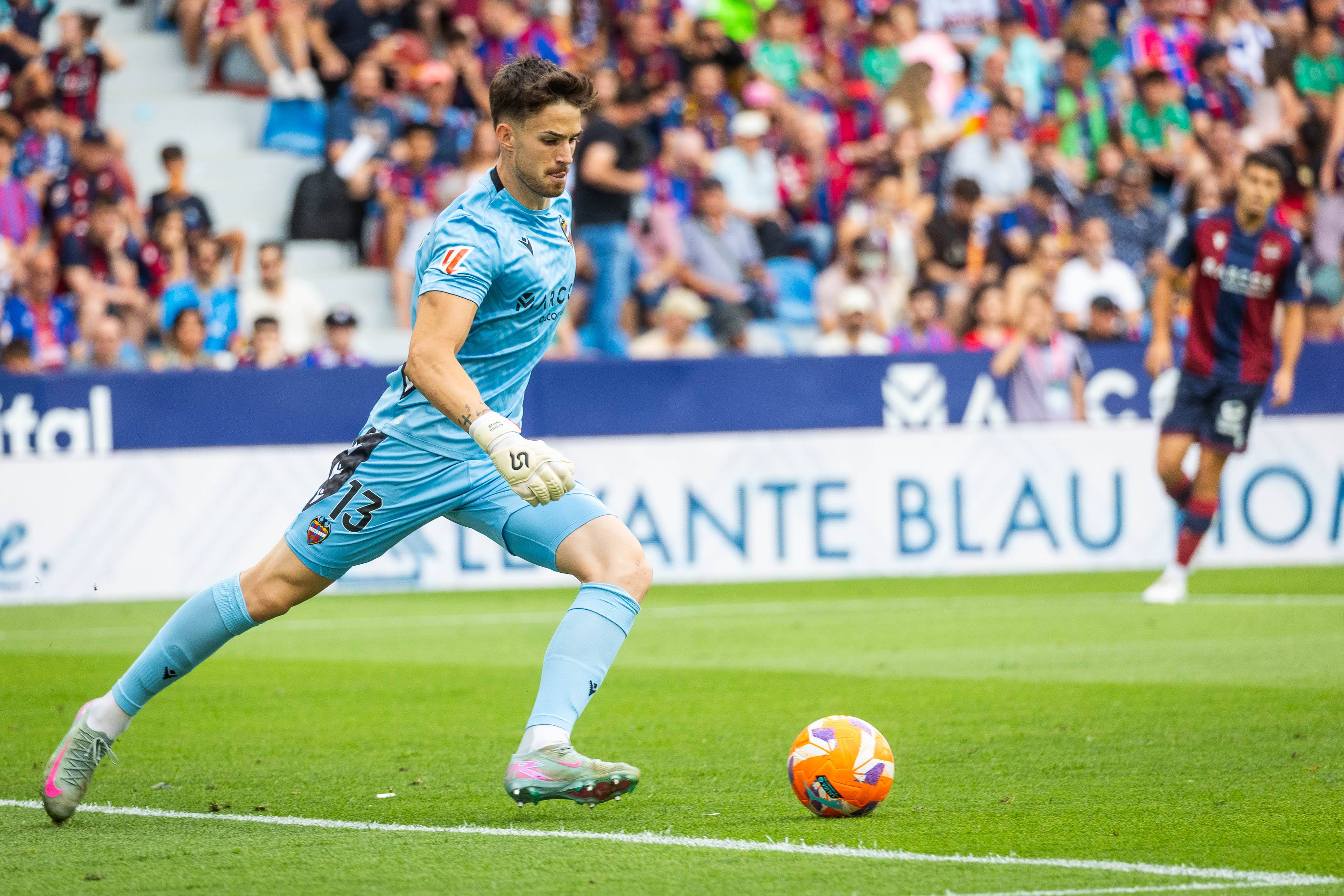 Mathew Ryan: "I am excited and happy to be part of a project like that of  Levante UD" | Levante UD | Web Oficial