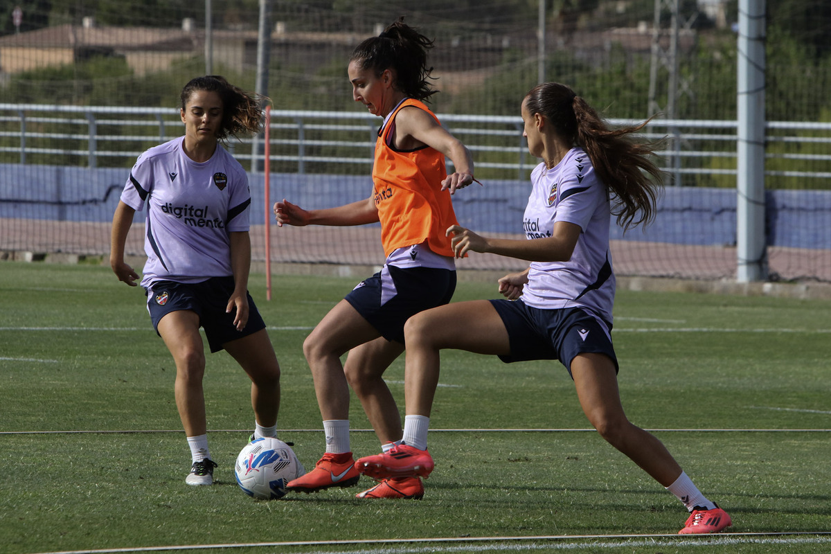 El Levante UD Femenino anuncia sus amistosos de pretemporada | Levante ...