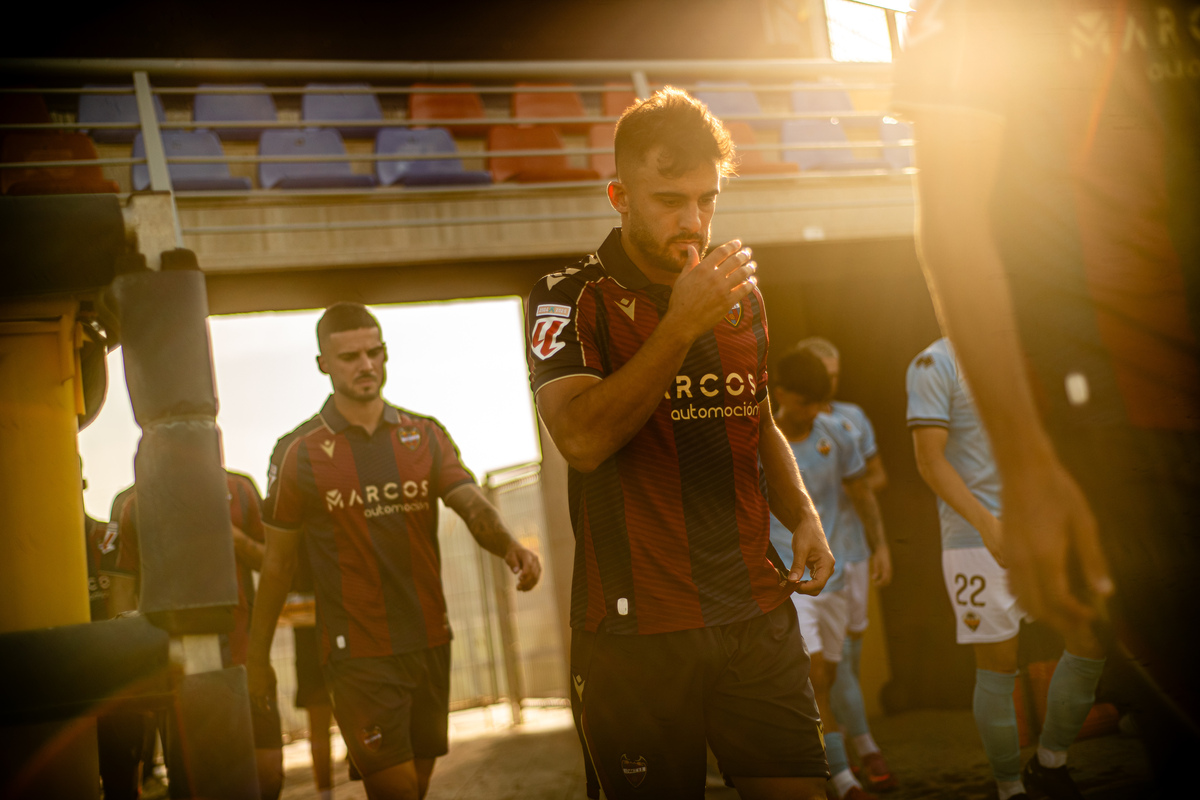 El Levante UD acepta y comprende el cambio de horario efectuado por LA ...