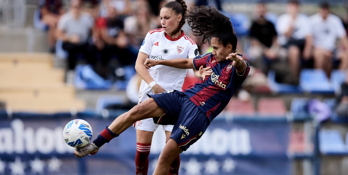 El Levante UD Femenino se topa con el palo y cede por la mínima ante el ...