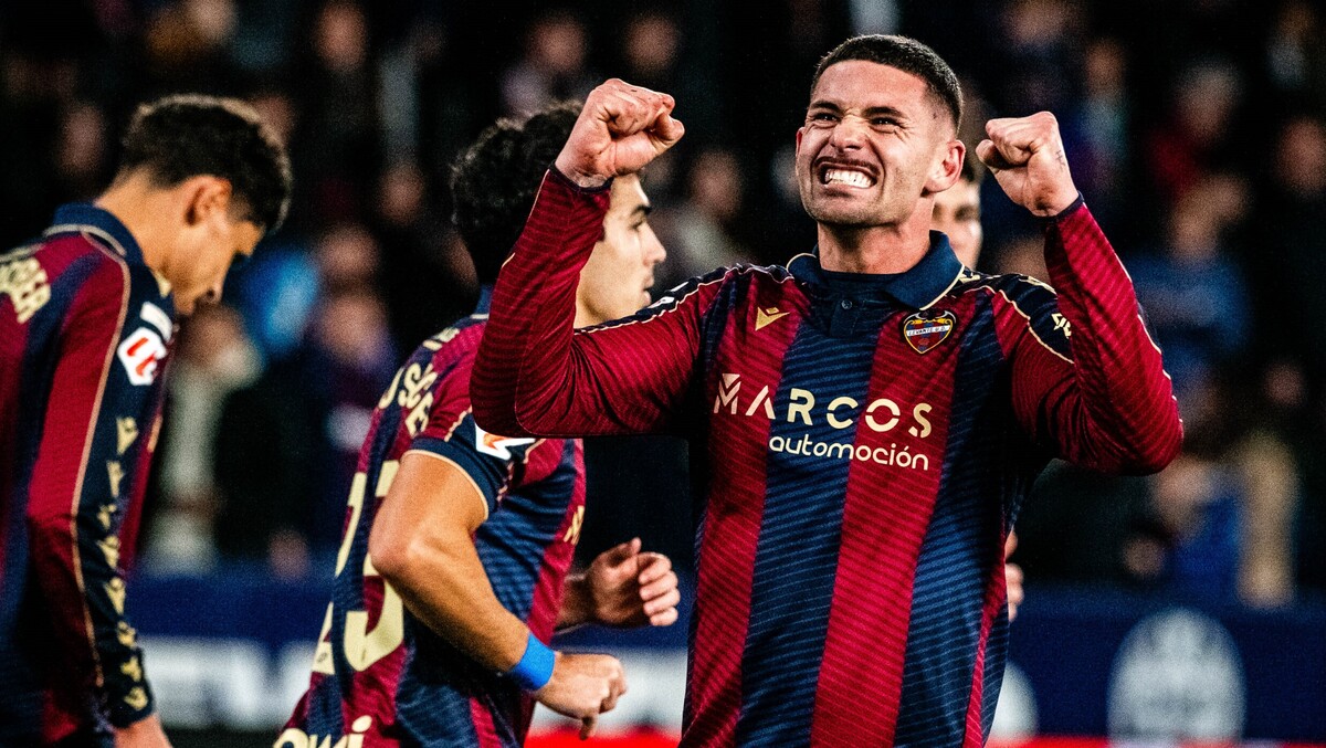 El Levante UD supera los 700 goles en Primera División | Levante UD ...