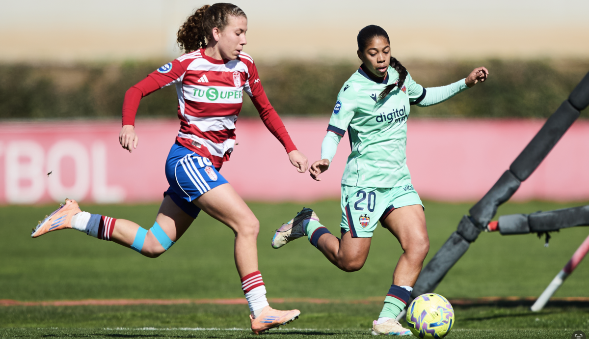 Derrota del Levante UD Femenino en la Ciudad Deportiva del Granada CF ...