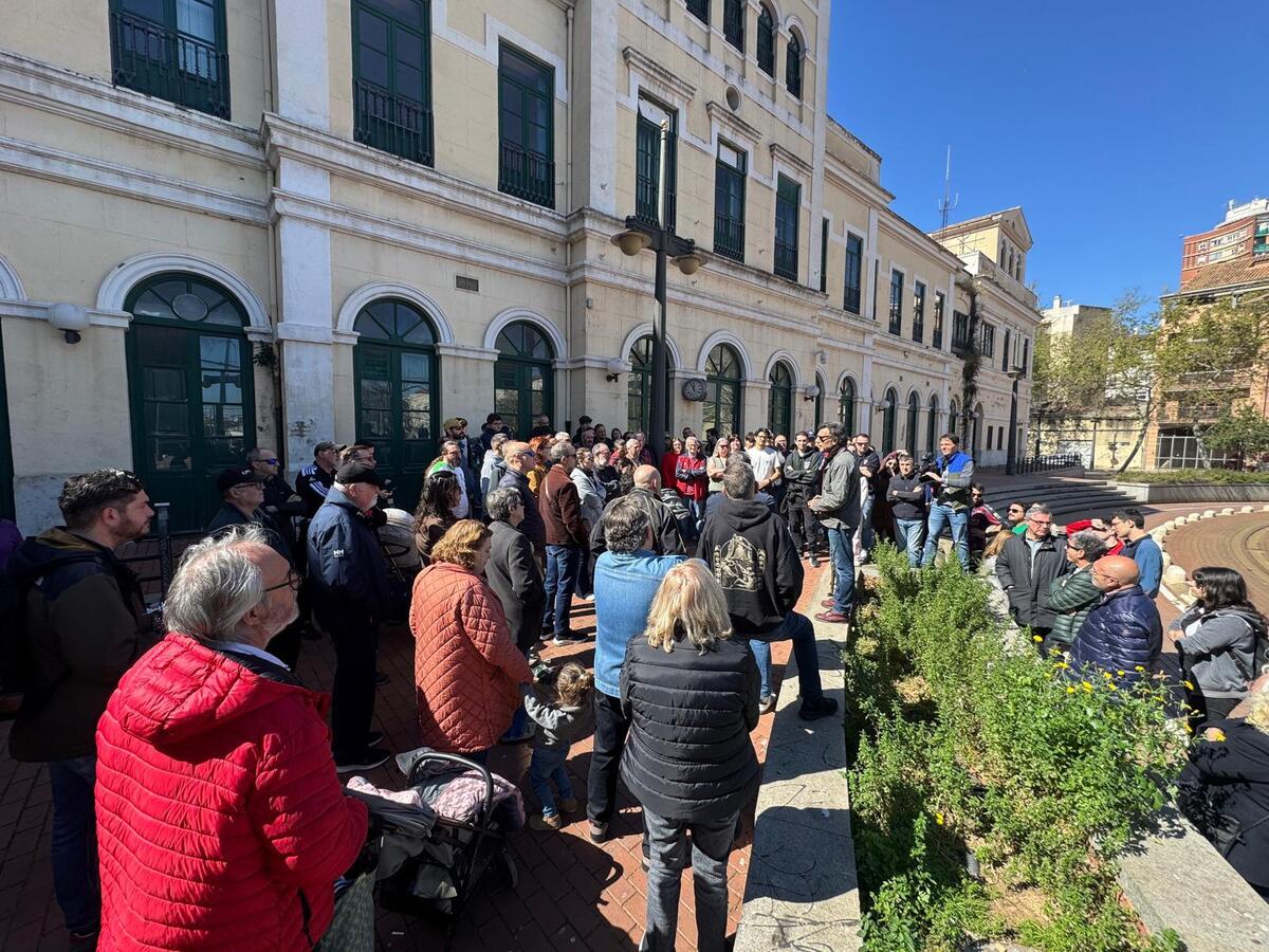 Levante fans reunite with Vallejo on a guided tour to mark its centenary