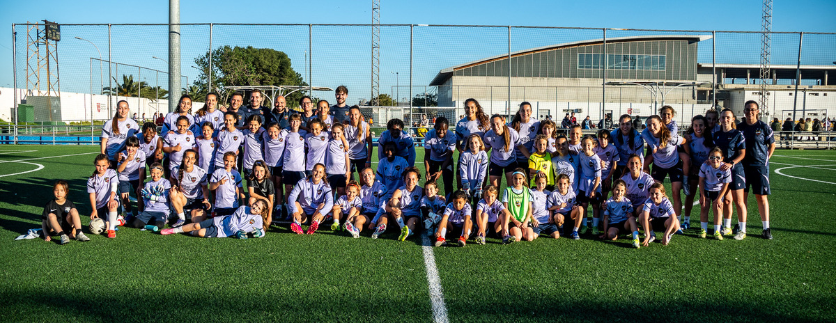 El Levante UD Femenino comparte una jornada especial con la escuela ...