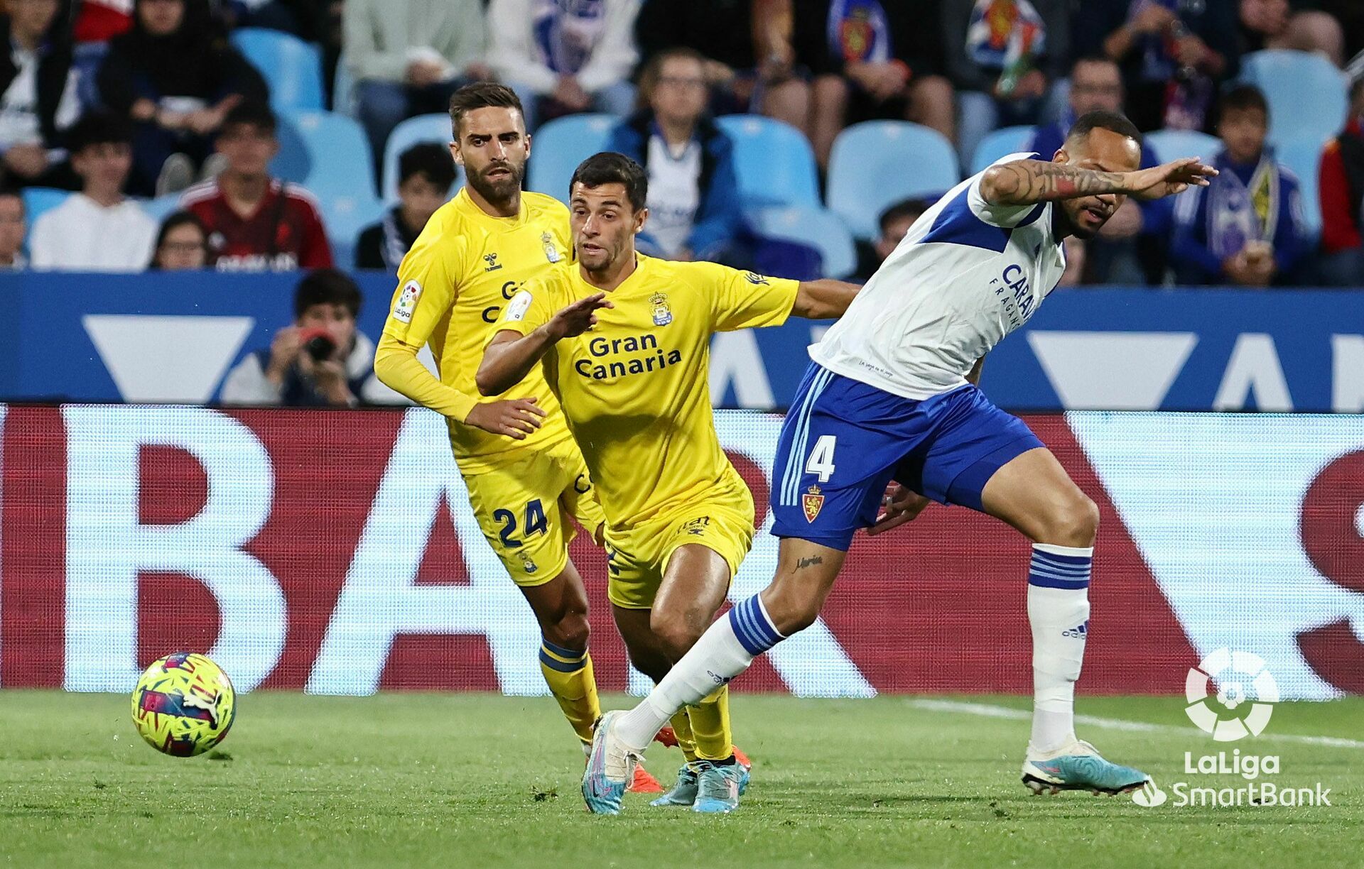 Estadísticas de real zaragoza contra u. d. las palmas