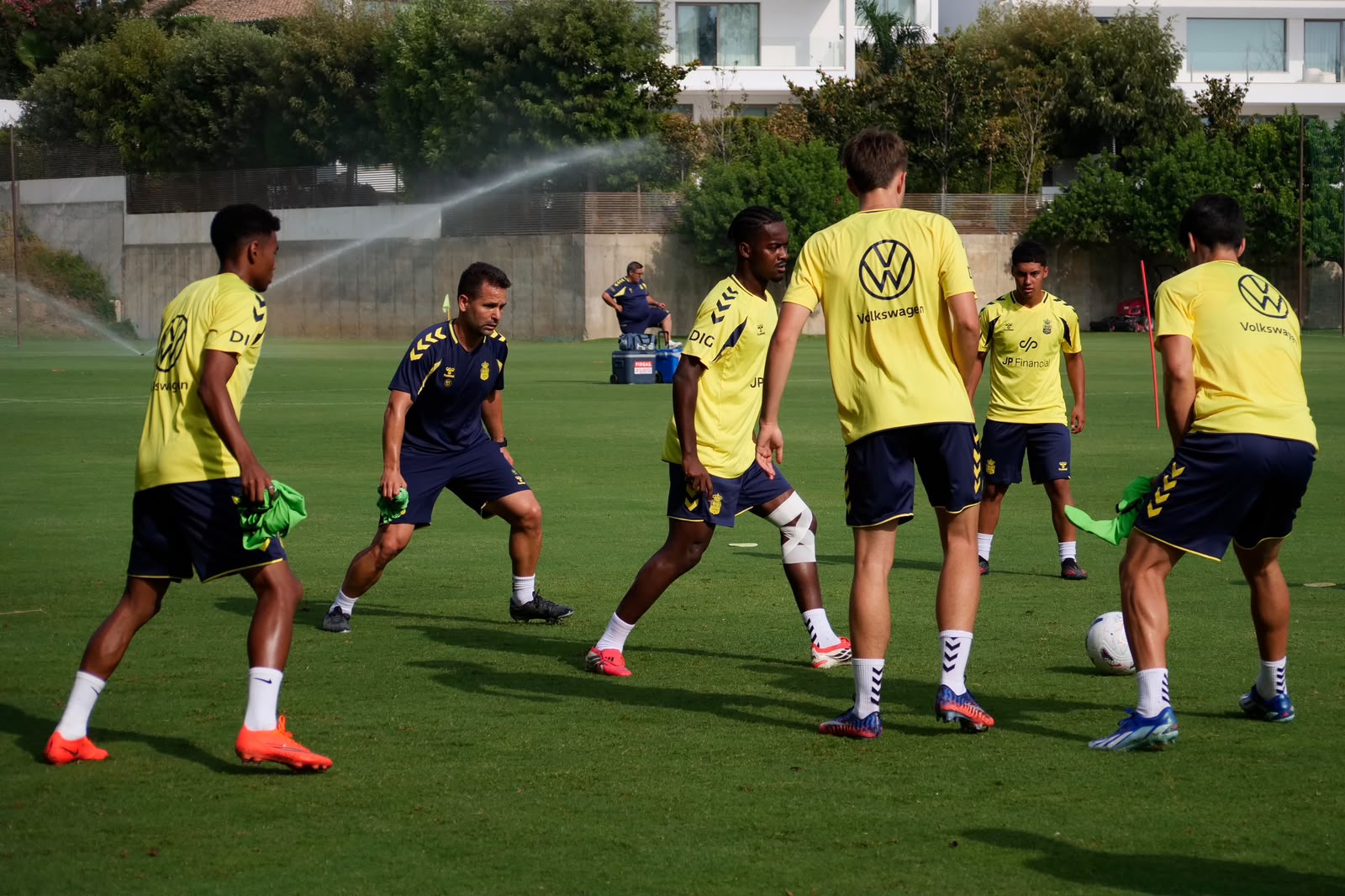 La UD Las Palmas ultima su preparación antes del amistoso frente a la UD Leiria