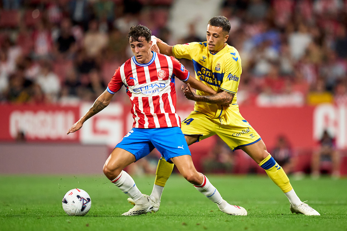 Las Palmas sufre en Montilivi su primera derrota de la campaña (5-2)