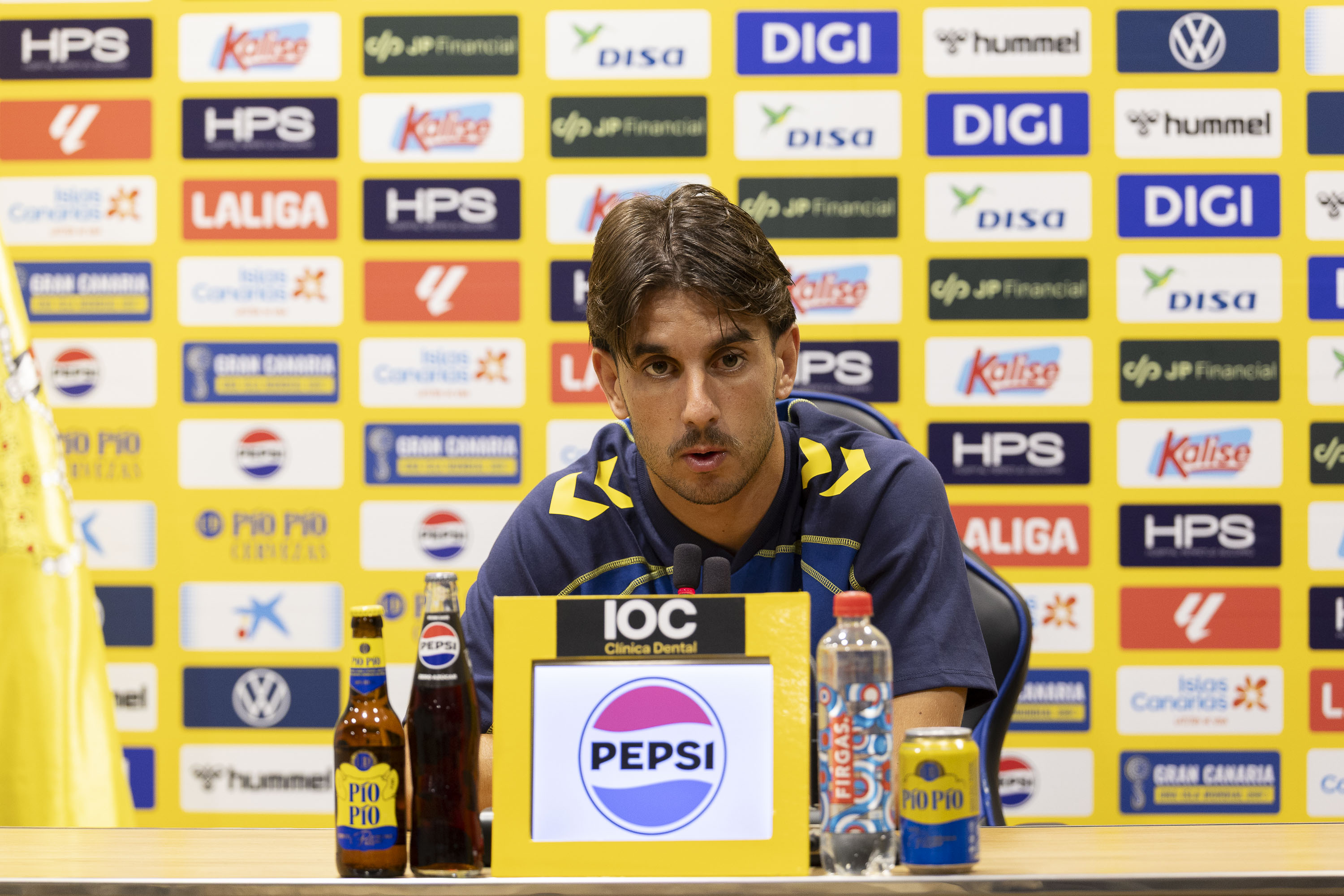 Manu Fuster: Jugamos ante un rival bueno, en un campo difícil, en el que queremos y vamos a ir a ganar