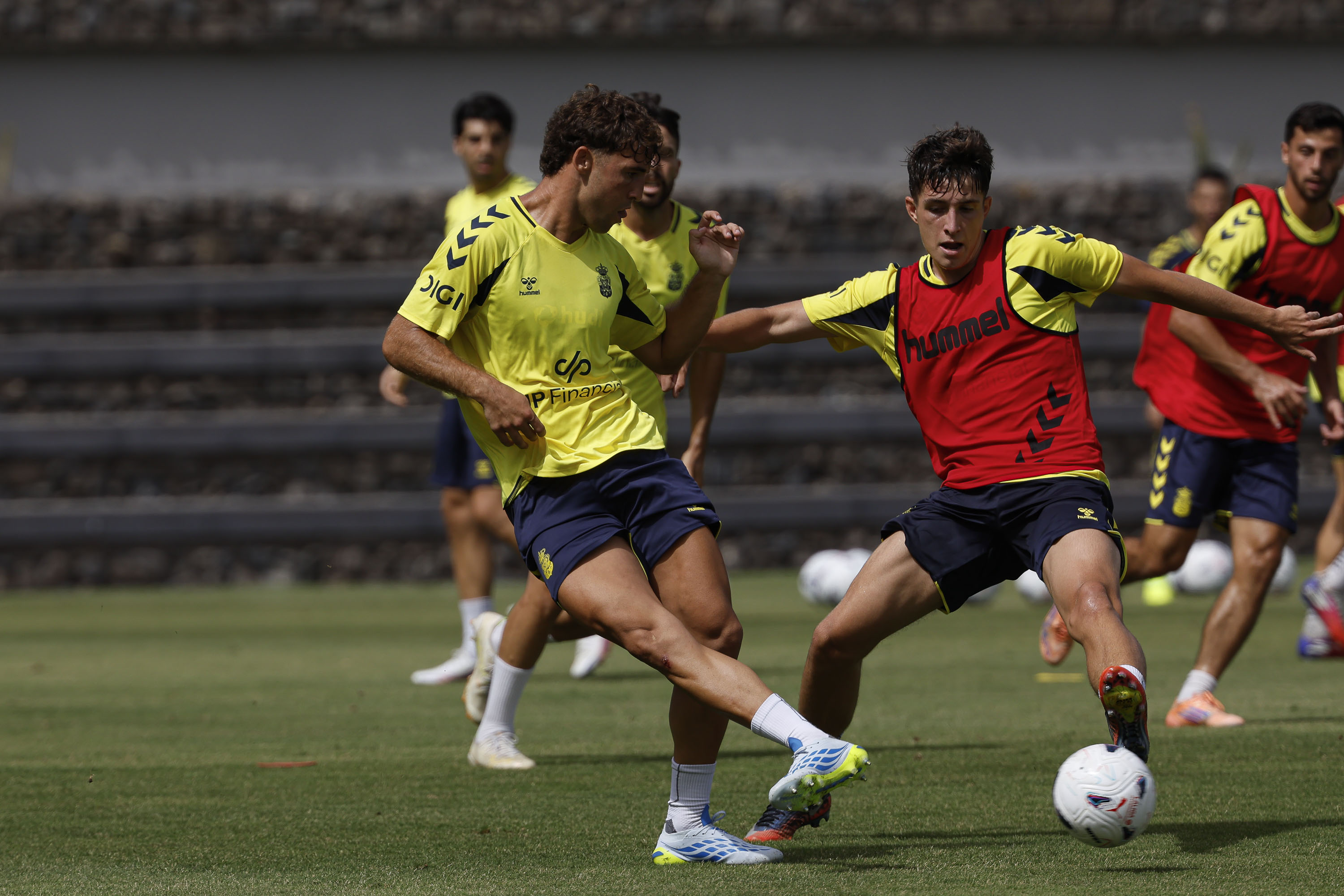 La UD Las Palmas continúa preparando su visita al Cádiz
