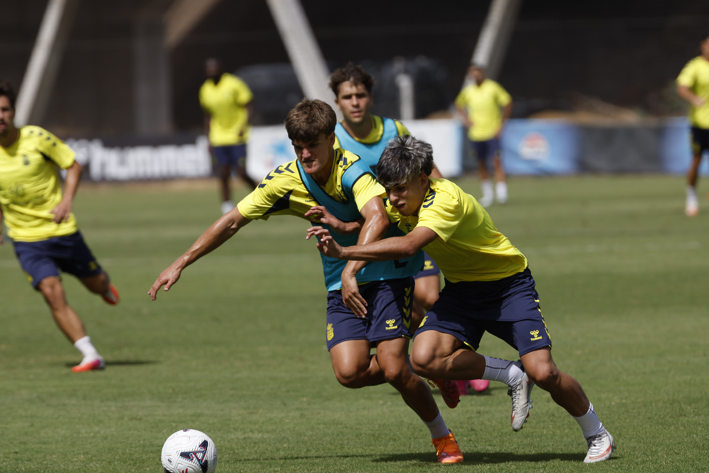 La UD Las Palmas continúa preparando su visita a Eibar