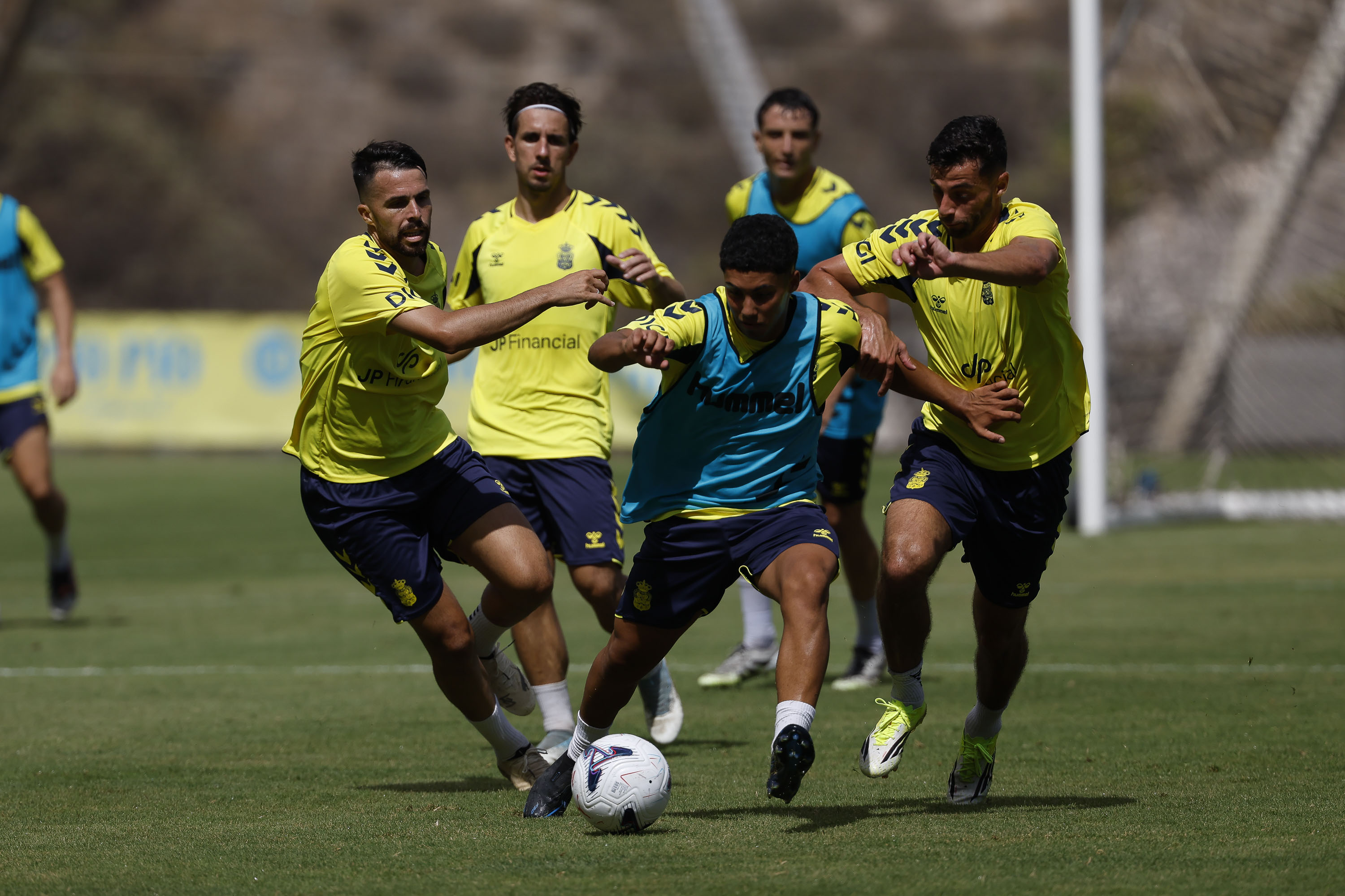 La UD Las Palmas continúa preparando el duelo ante el Valladolid