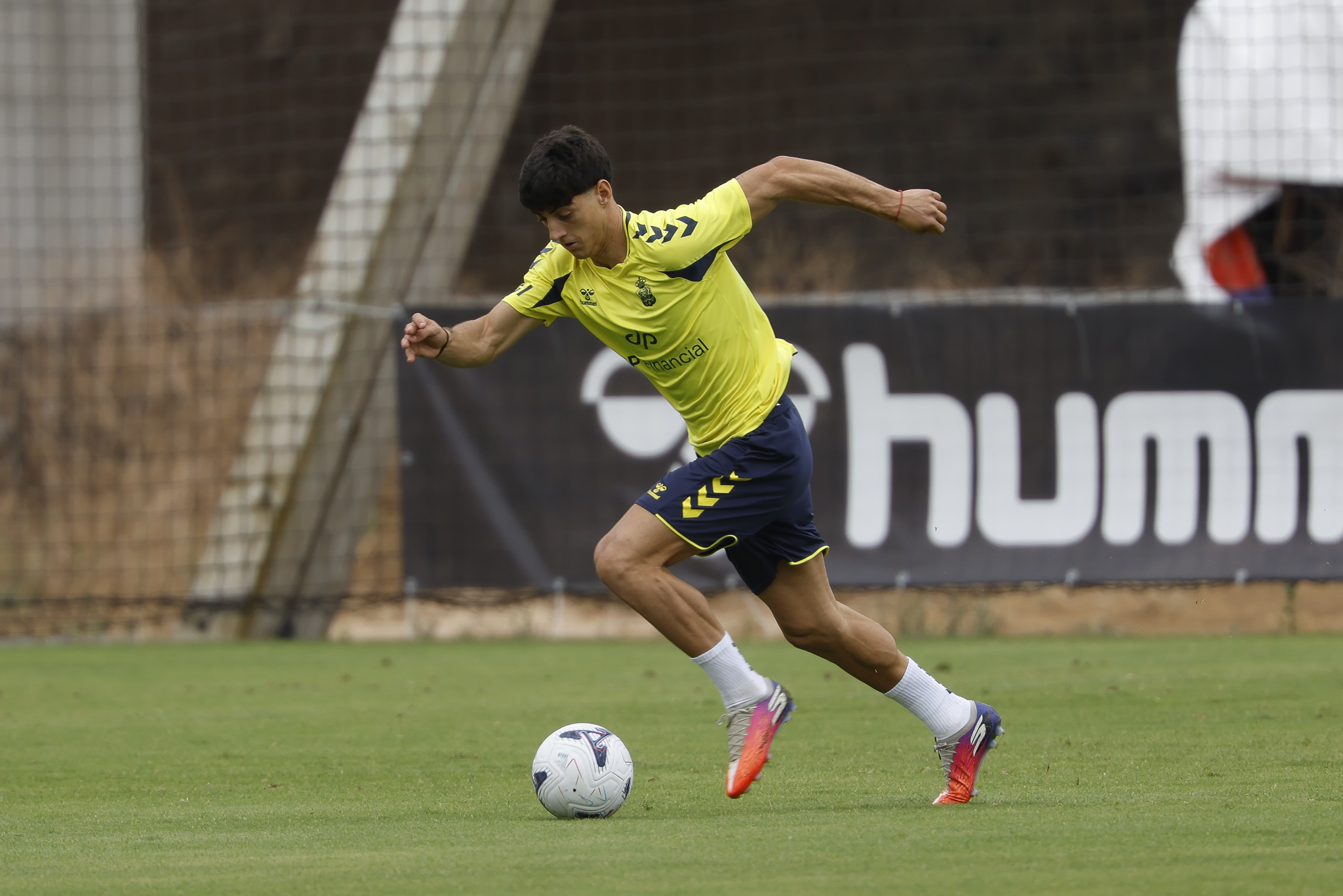 La UD Las Palmas completa su última sesión antes de recibir al Valladolid