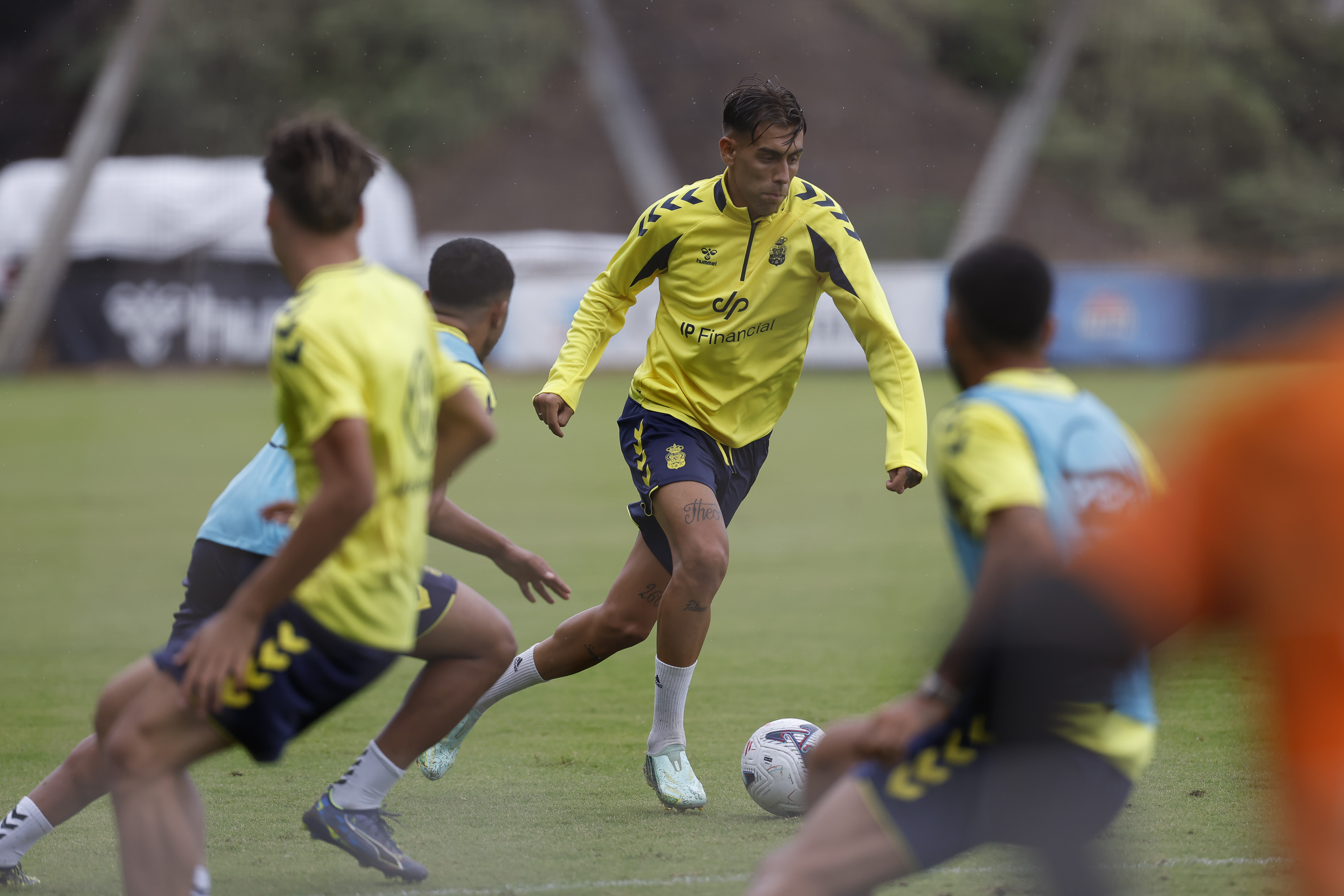 La UD Las Palmas continúa preparando el partido ante la Real Sociedad B