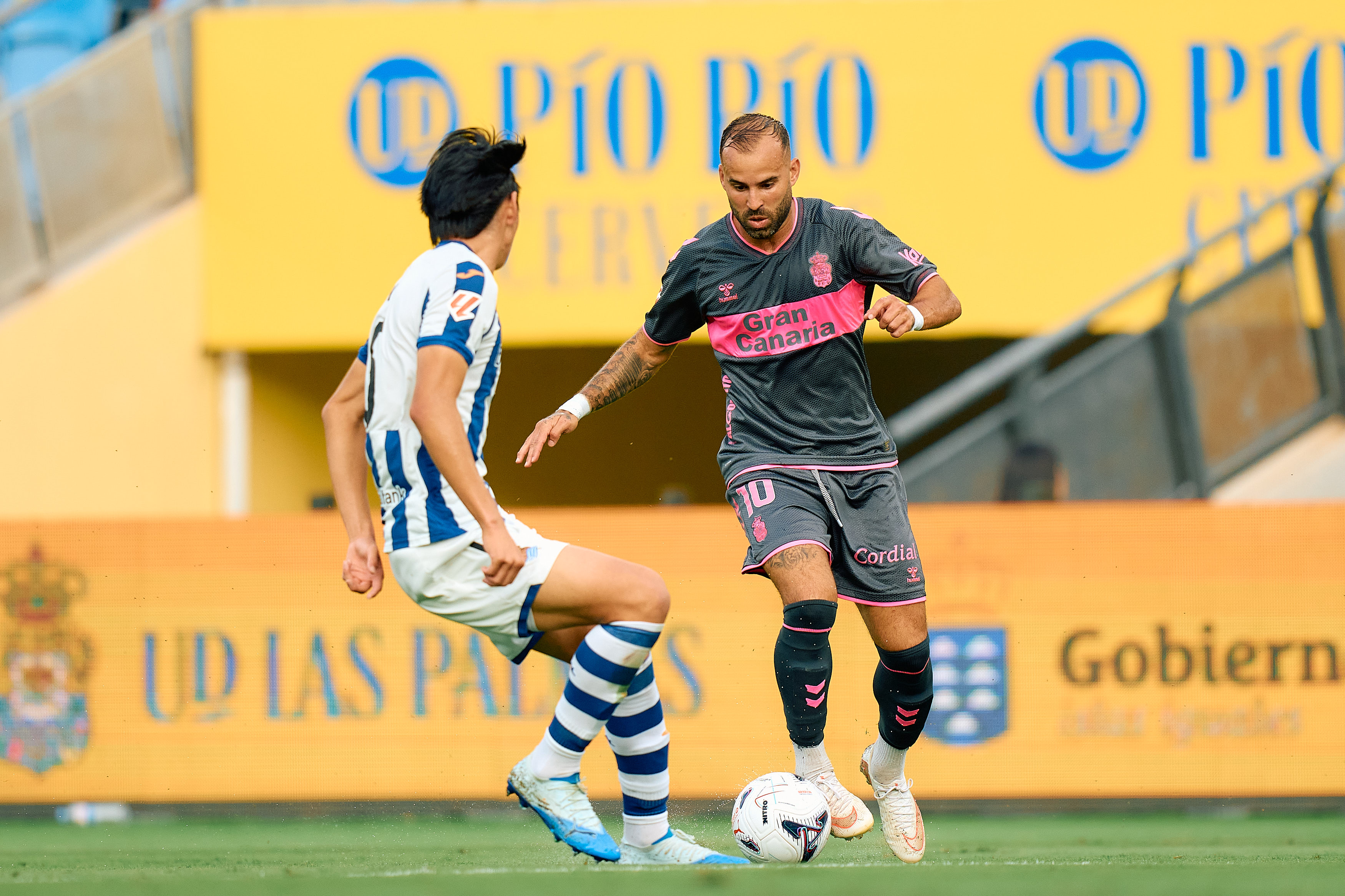 Las Palmas recupera con Juan Manuel el sabor de la victoria (1-0)