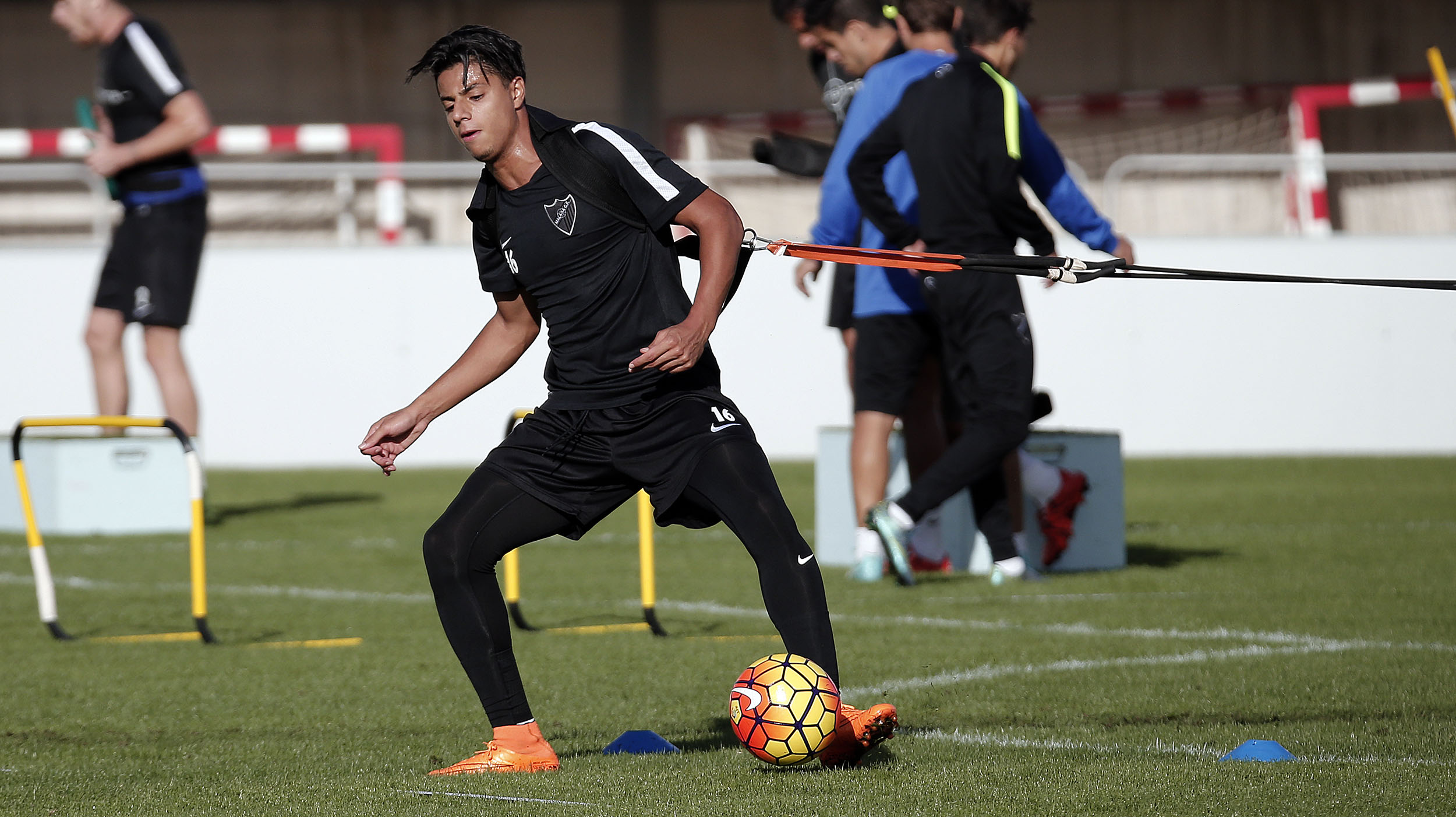FIFA resolves Mastour case favourably | Málaga CF | Web Oficial, image size:2500x1402