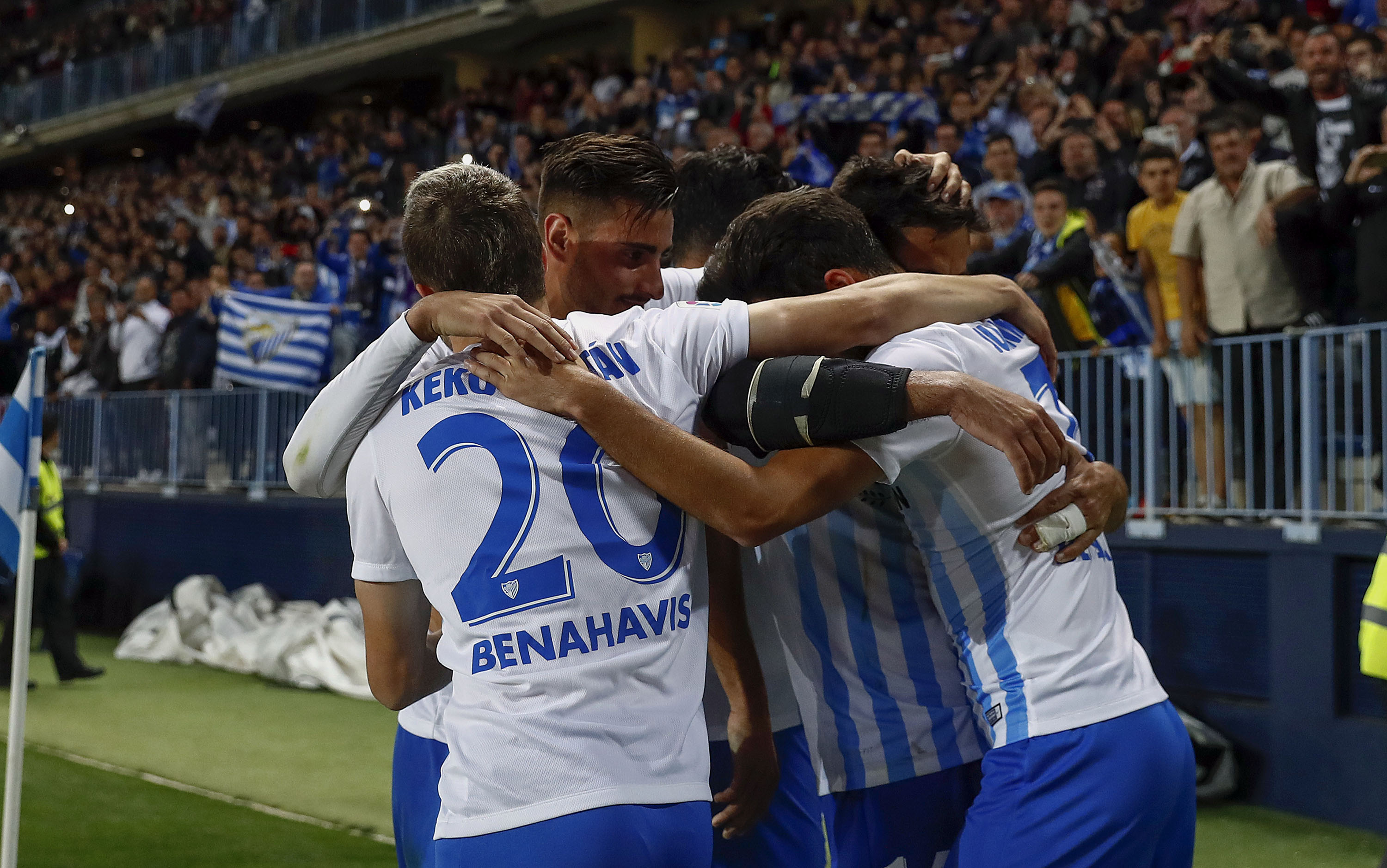 7ca8421e-8cd9-45ce-980a-