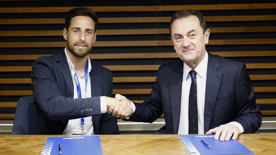 9faf0054 5334 4b9e 868d 75b19473b21e 398