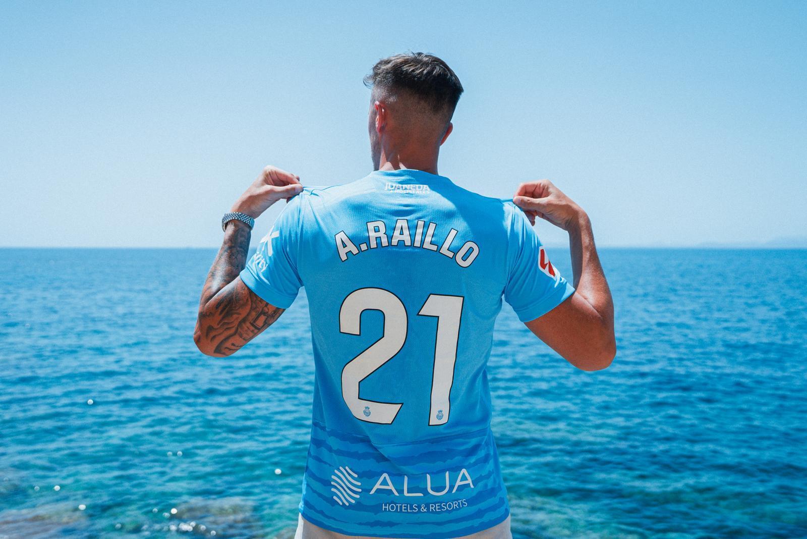 The RCD Mallorca third kit for 2024/25 is now available | RCD