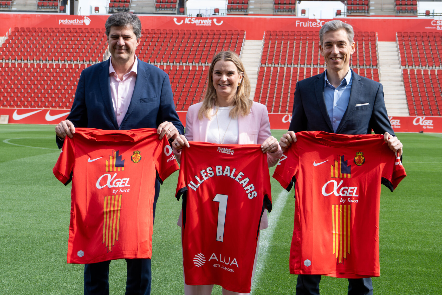 RCD Mallorca launches a special shirt for Balearic Islands Day