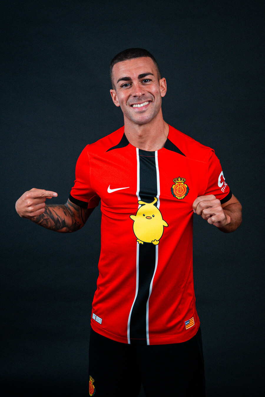 El RCD Mallorca to debut a special home kit for the season opener