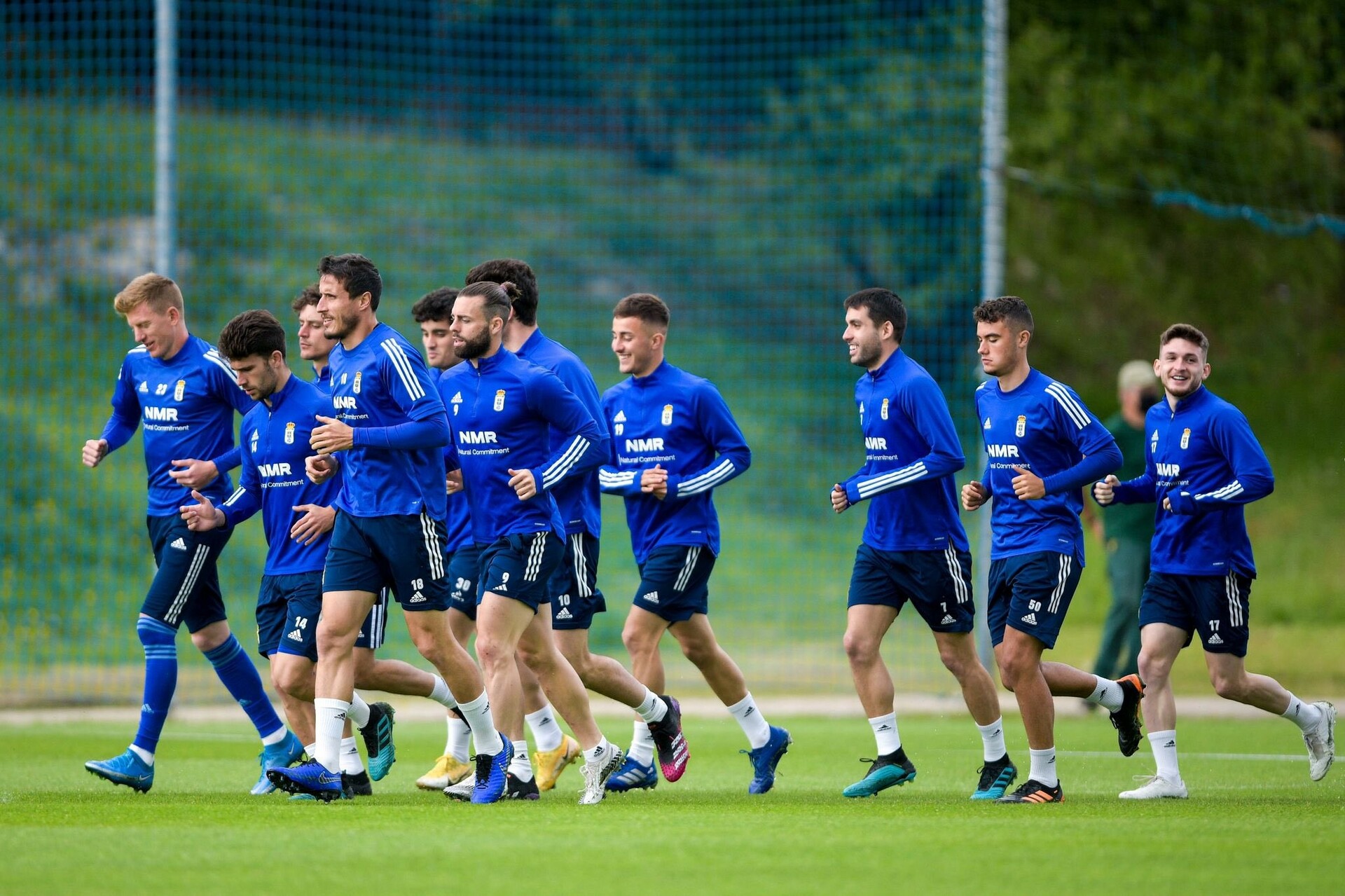 Vuelta al trabajo pensando en el domingo | Real Oviedo | Web Oficial