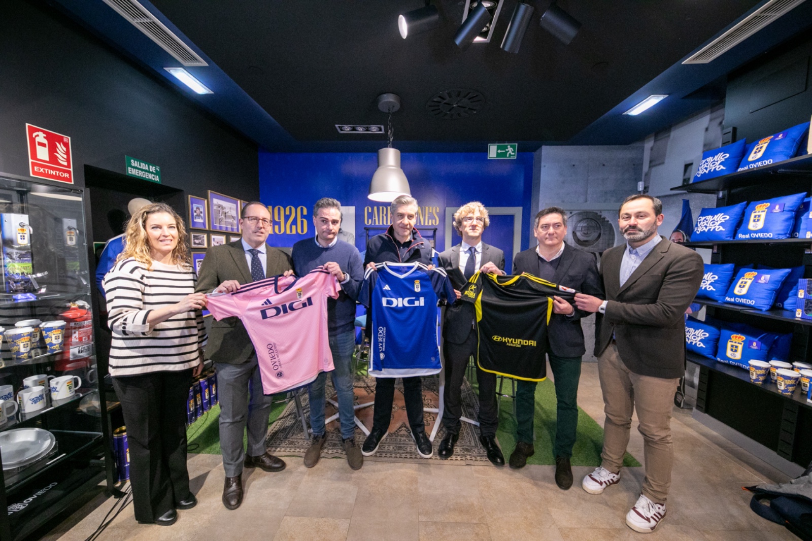 Una Navidad de récord para las tiendas del Real Oviedo Real Oviedo
