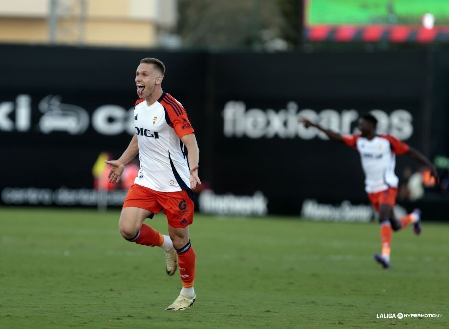 El Real Oviedo se lleva un punto de Elda | Real Oviedo | Web Oficial