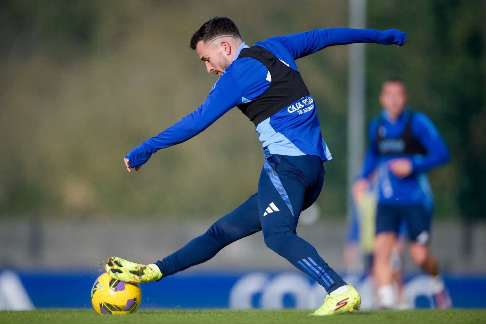 Sebas Moyano en el entrenamiento previo al encuentro.