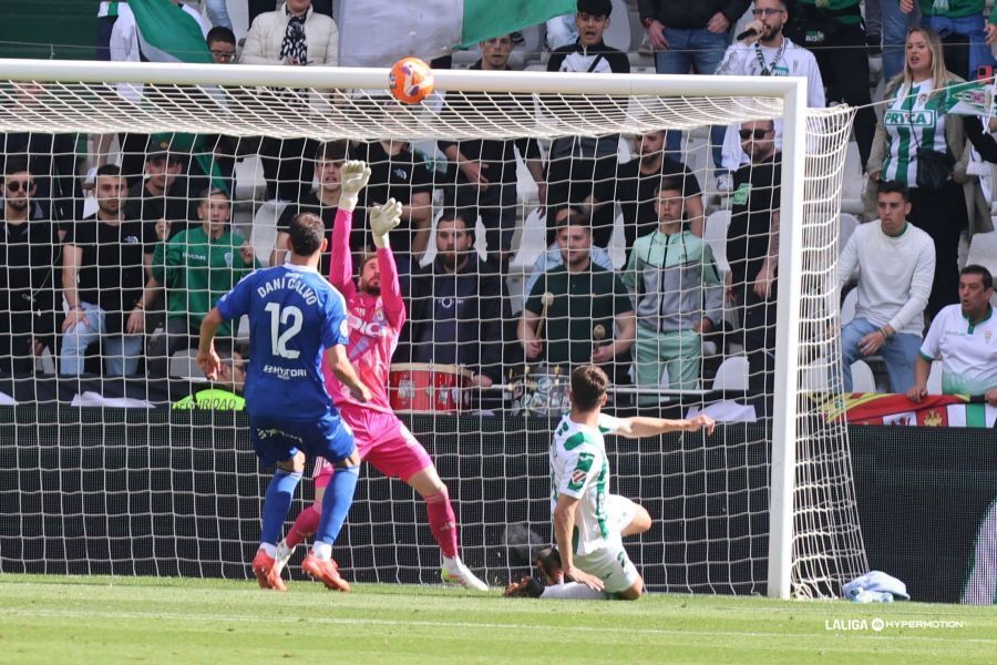 El Real Oviedo resiste y suma un punto en Córdoba | Real Oviedo | Web ...