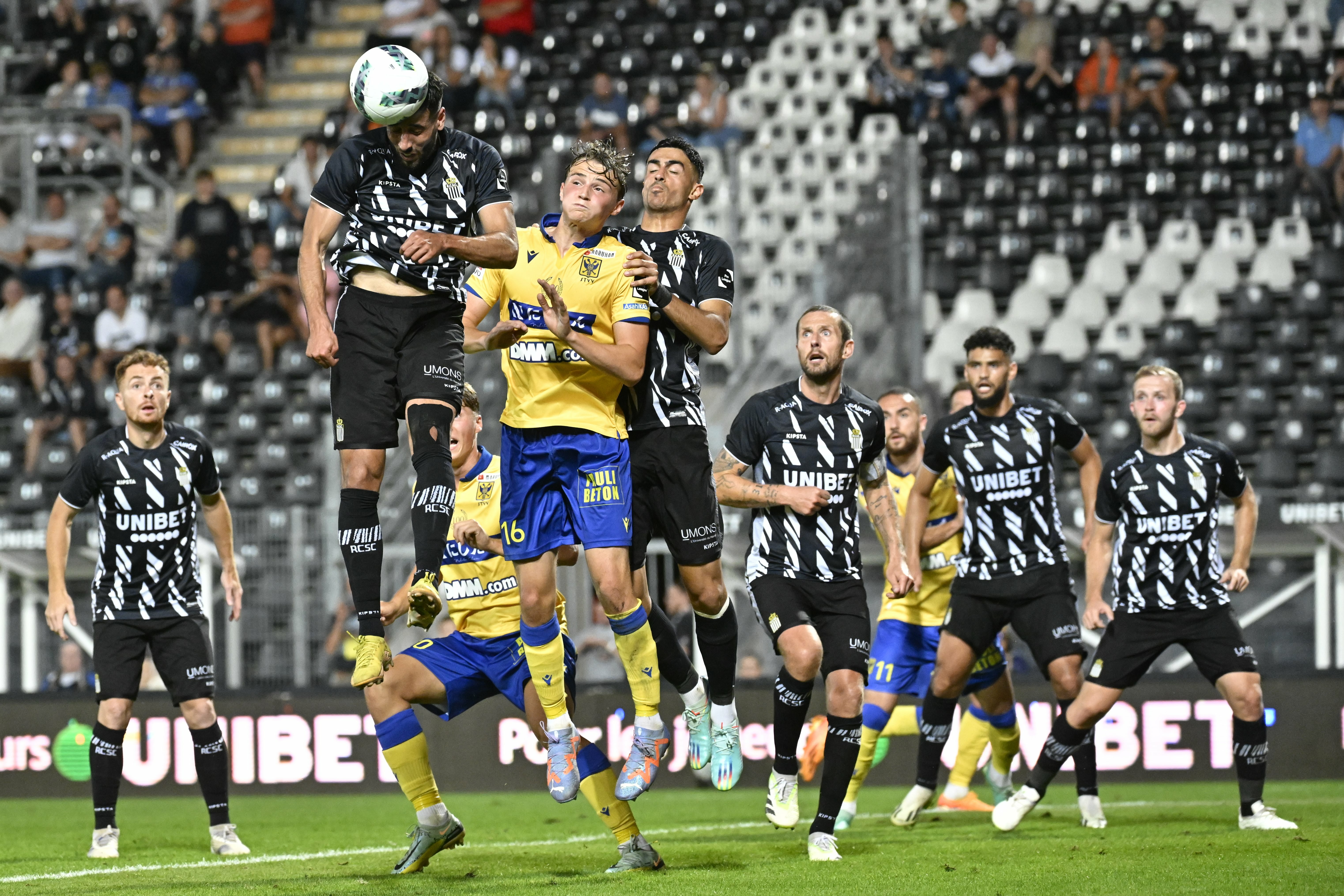 RSC Anderlecht Futures vs SK Beveren (02/12/2023) - King Baudouin Stadium