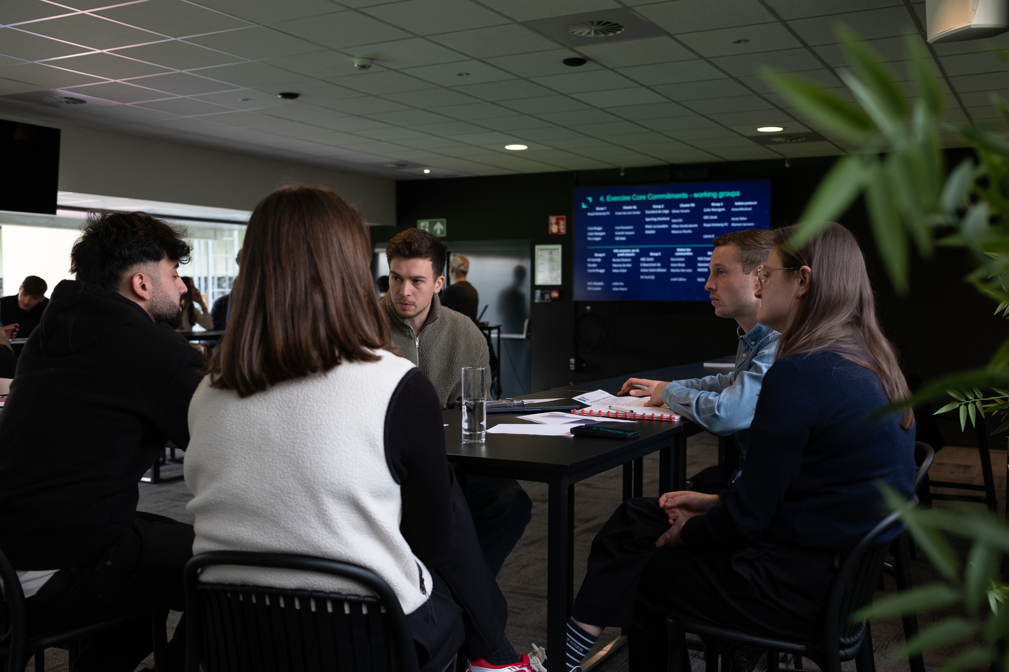 La Pro League et les clubs sengagent contre la haine en ligne avec une charte commune et un protocole daction