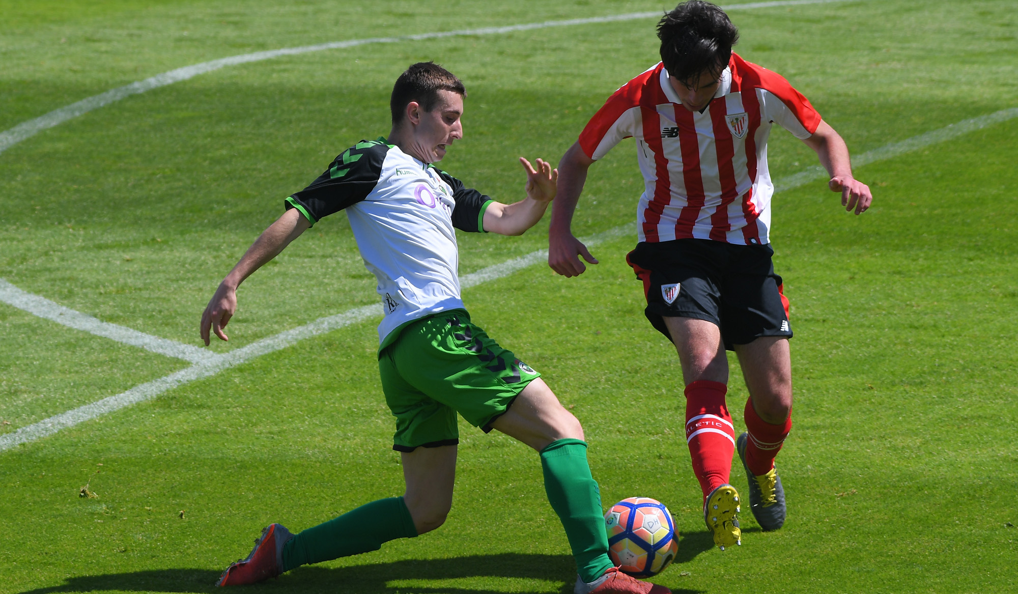 El Juvenil B racinguista despide el curso como campeón del Grupo XVII ante  el Club Deportivo Tropezón, Real Racing Club