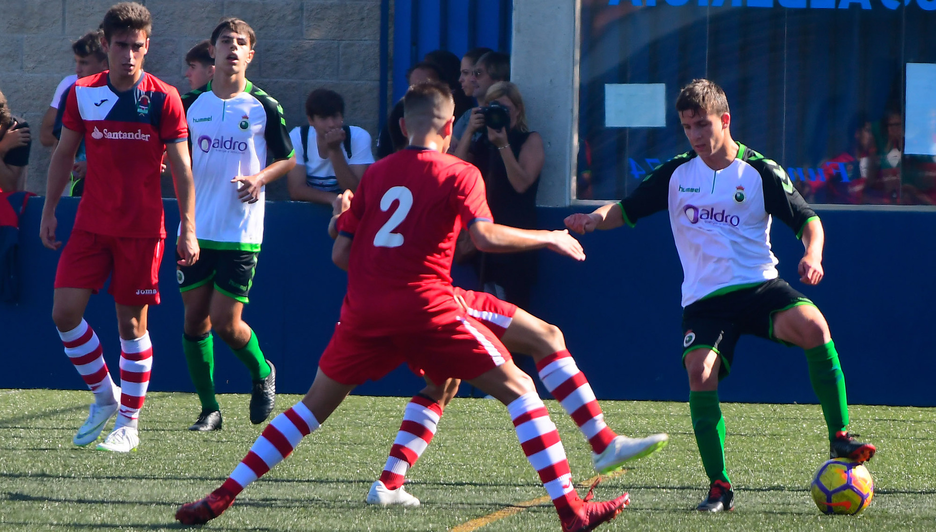 El Juvenil B racinguista despide el curso como campeón del Grupo XVII ante  el Club Deportivo Tropezón, Real Racing Club