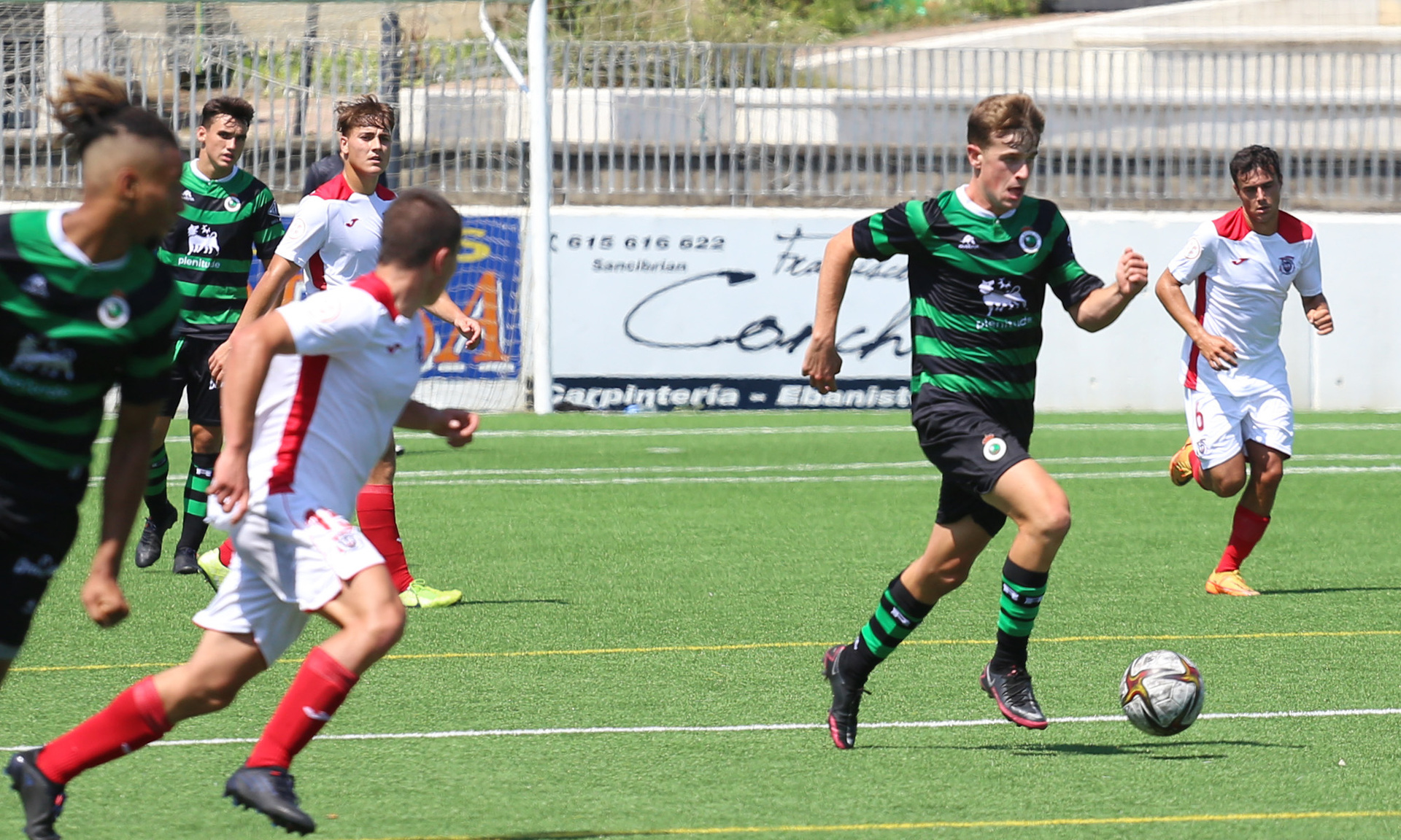 Estreno veraniego del Rayo Cantabria ante el Club Deportivo Vitoria en  Bezana (0-1) | Real Racing Club | Web Oficial