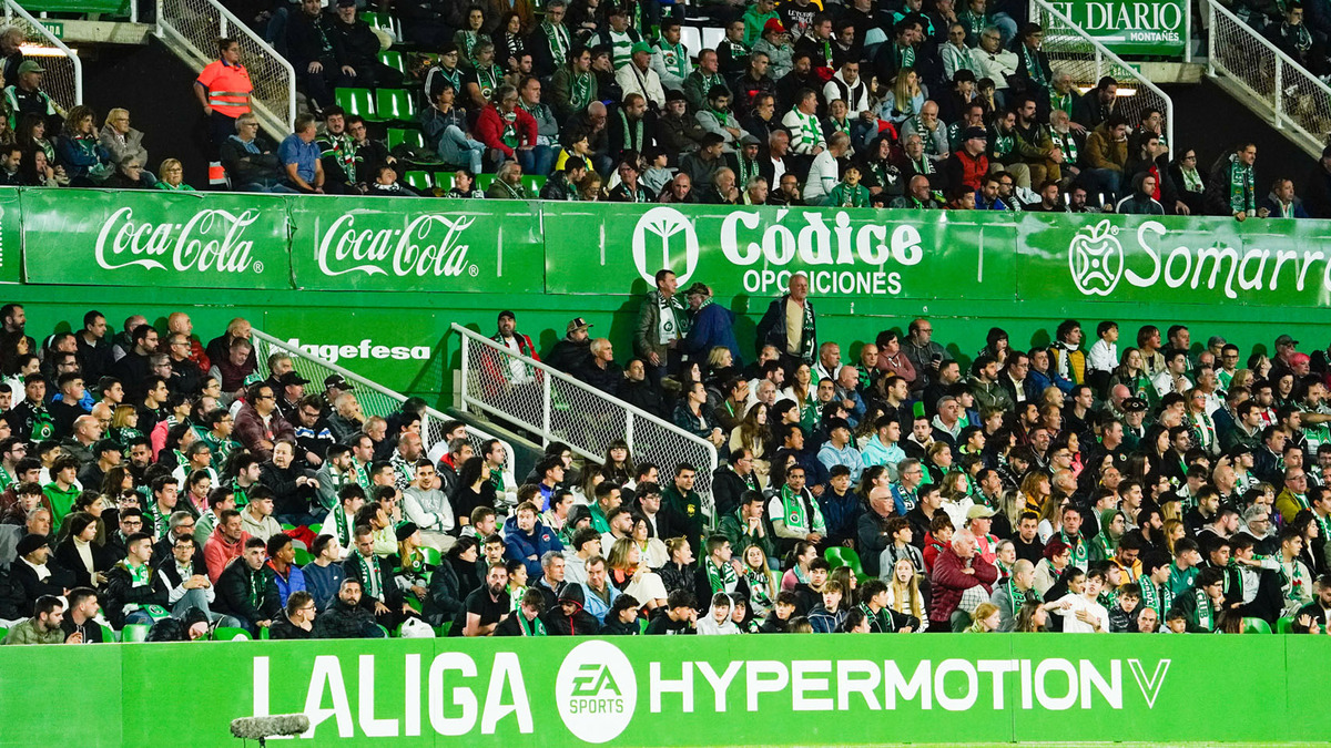 El Levante UD envía 405 entradas del Ciutat de Valencia para la afición ...
