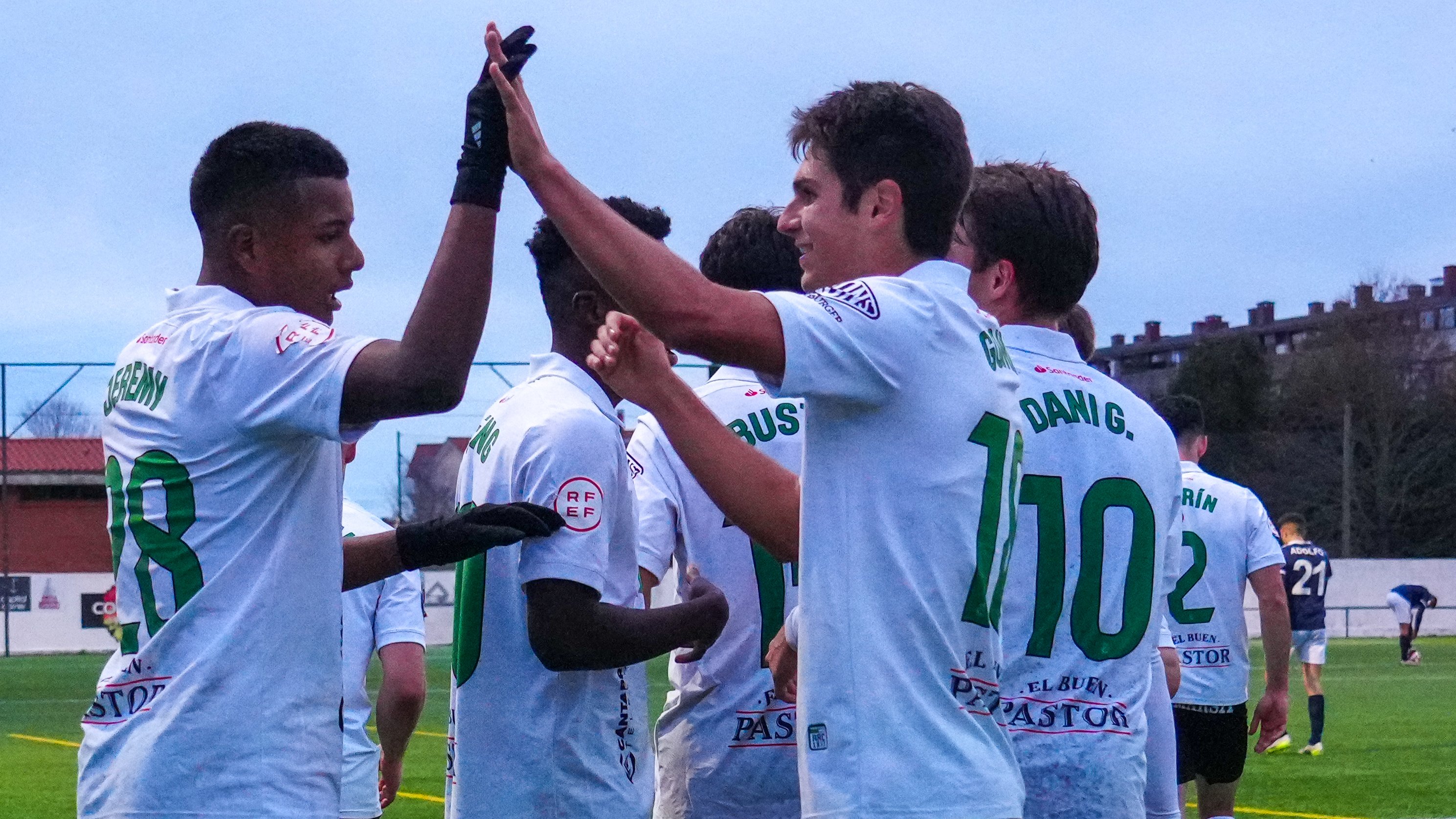 El Rayo Cantabria Sonríe Con Un Trabajado Triunfo Frente Al Marino De ...