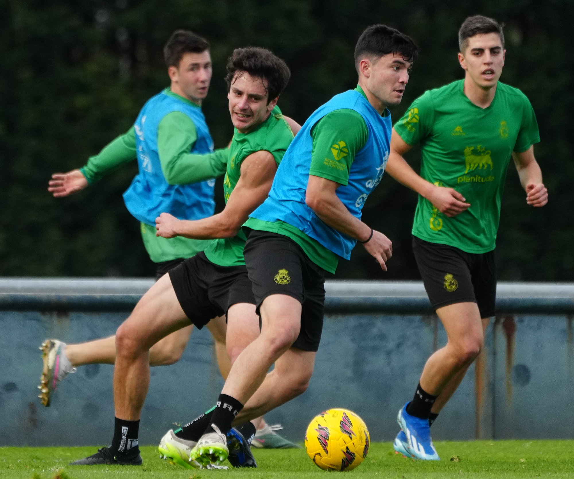 Racing und Real Club Deportivo Espanyol treffen sich nach mehr als einem ...