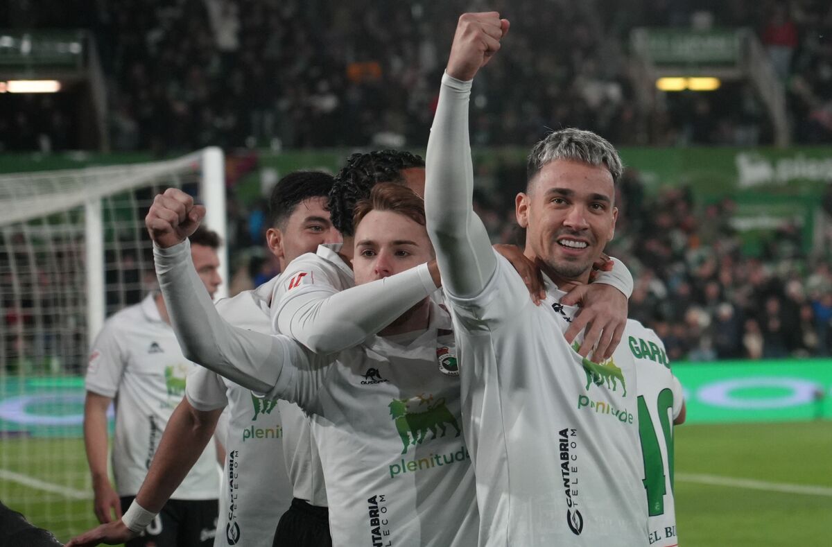 Victoria de honor (2-0) | Real Racing Club | Web Oficial