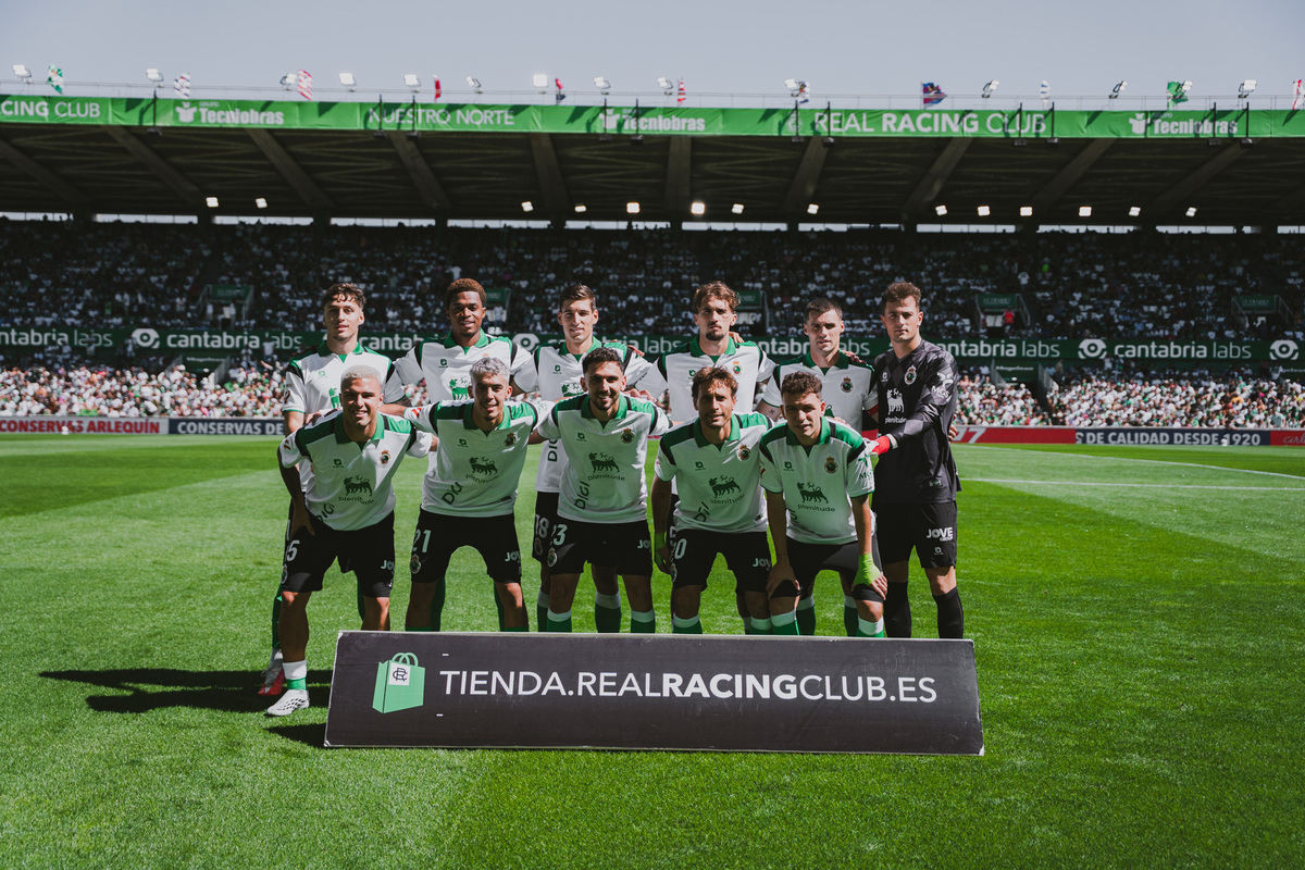 Prediksi skor Barcelona vs Racing Santander di La Liga 2026/27