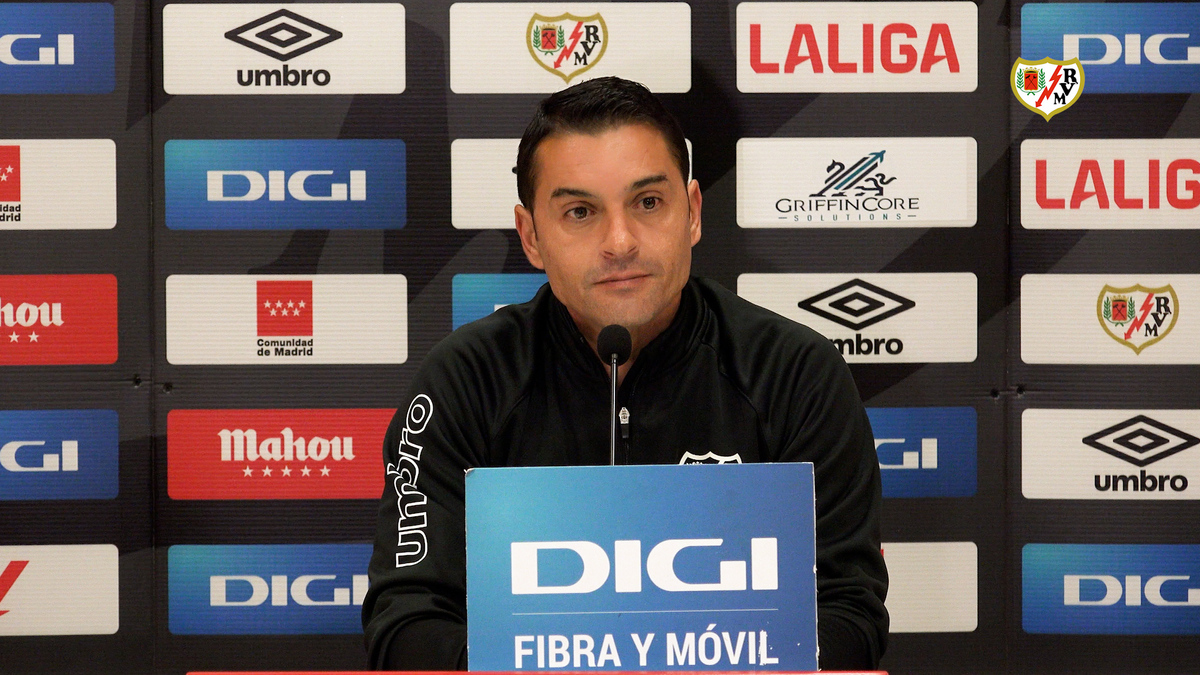 Rueda de prensa de Francisco en la previa del partido de Copa del Rey ...