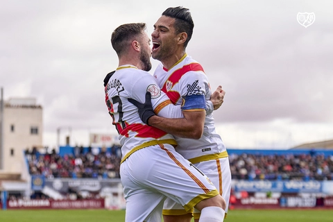 Cronología de yeclano deportivo contra rayo vallecano