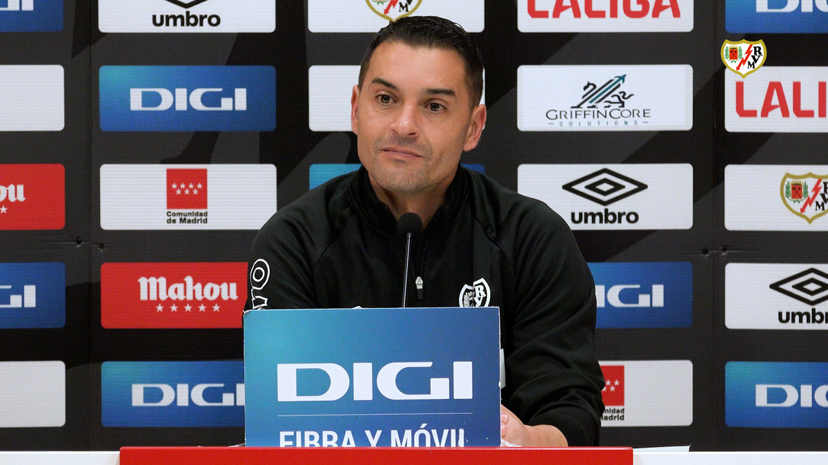 Rueda de prensa de Francisco en la previa entre la SD Huesca y el Rayo ...