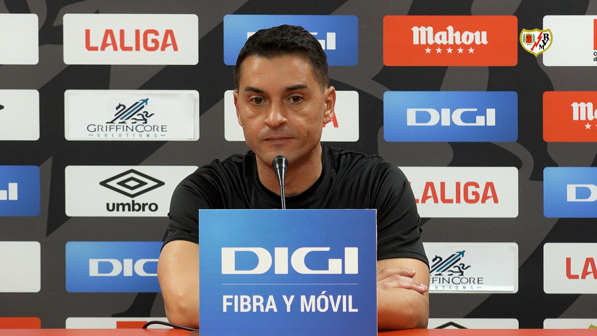 Rueda de prensa de Francisco en la previa del Real Sociedad - Rayo ...