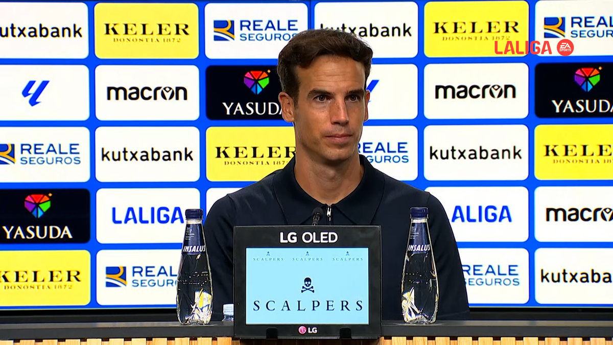 Rueda de prensa de Íñigo Pérez tras el Real Sociedad 1 - Rayo Vallecano ...