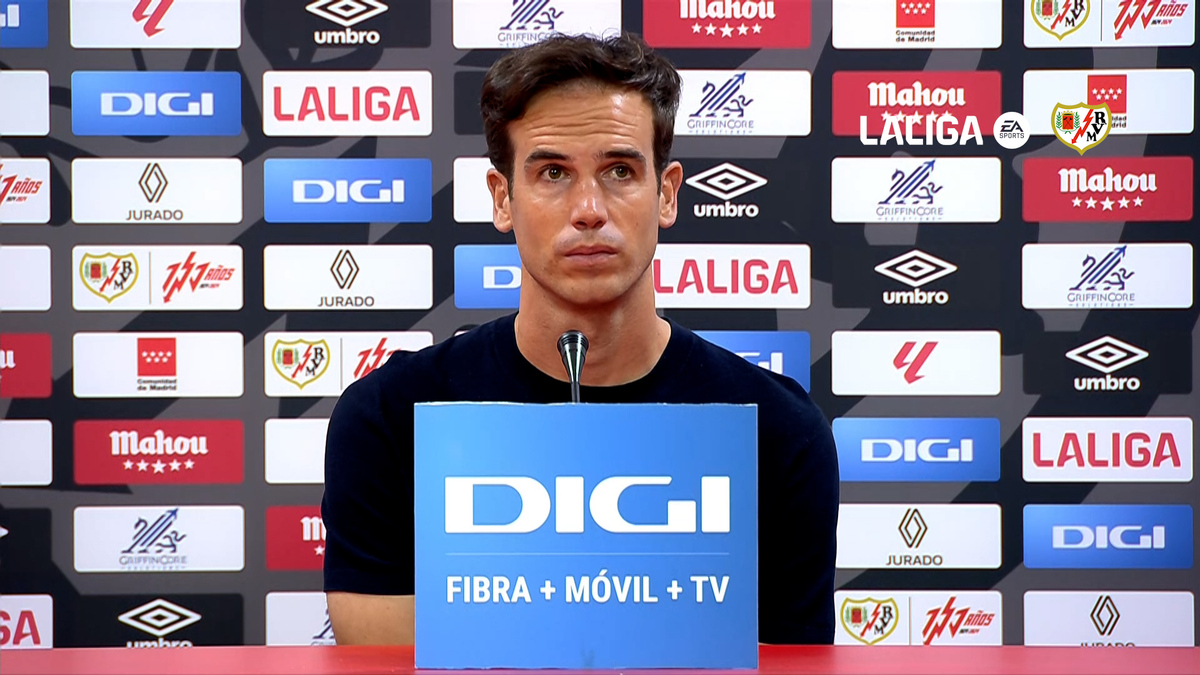 Rueda de prensa de Íñigo Pérez tras el Rayo Vallecano 0 - RCD Espanyol ...
